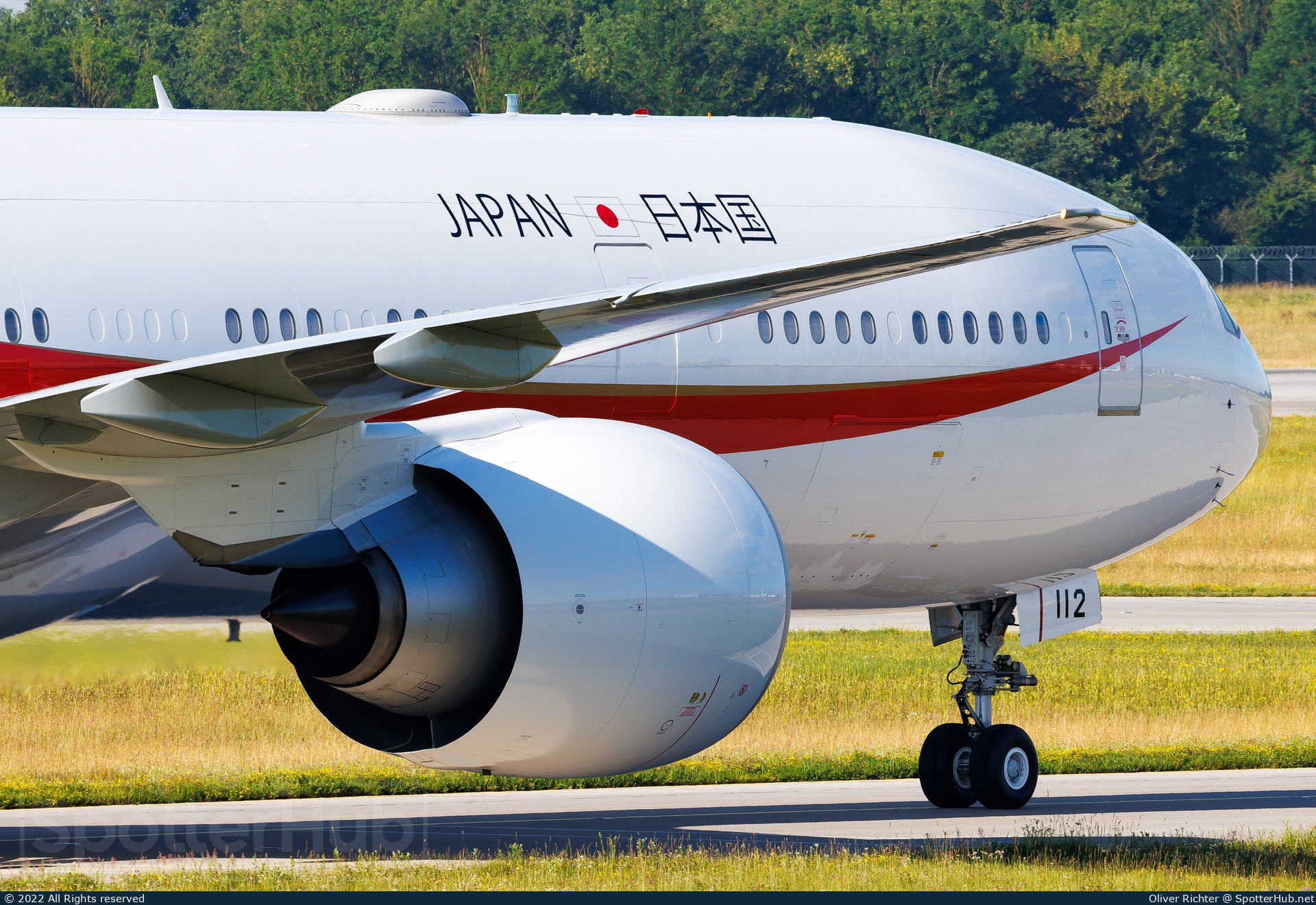 Photo of 80-1112 - Boeing 777-3SB(ER) operated by Japan Air Self-Defense Force