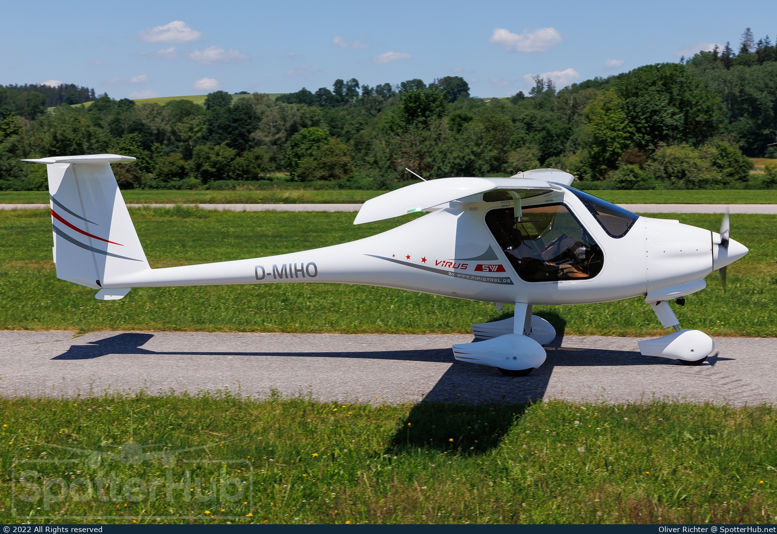 Photo of D-MIHO - Pipistrel Virus SW 100 operated by Private