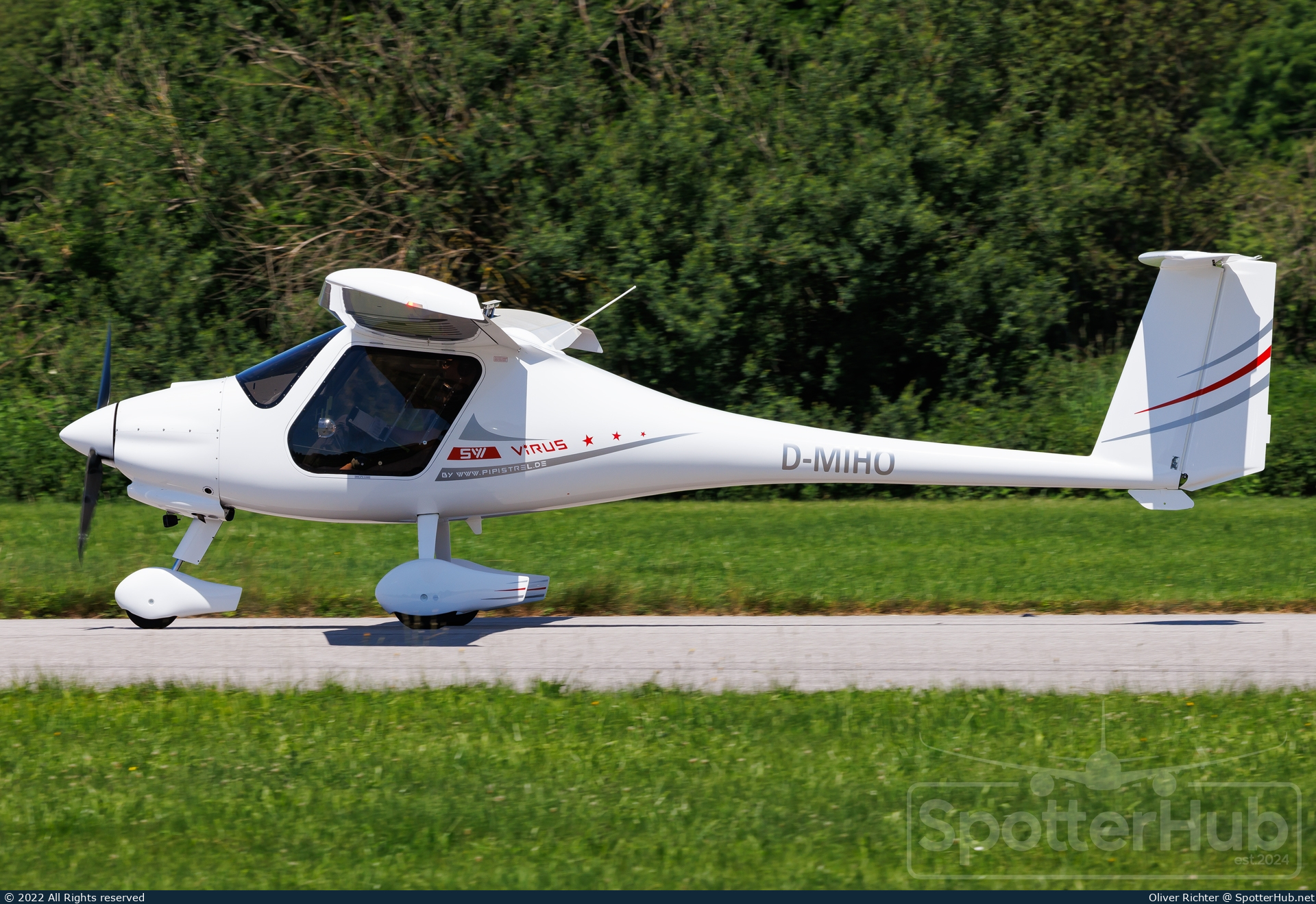 Photo of D-MIHO - Pipistrel Virus SW 100 operated by Private