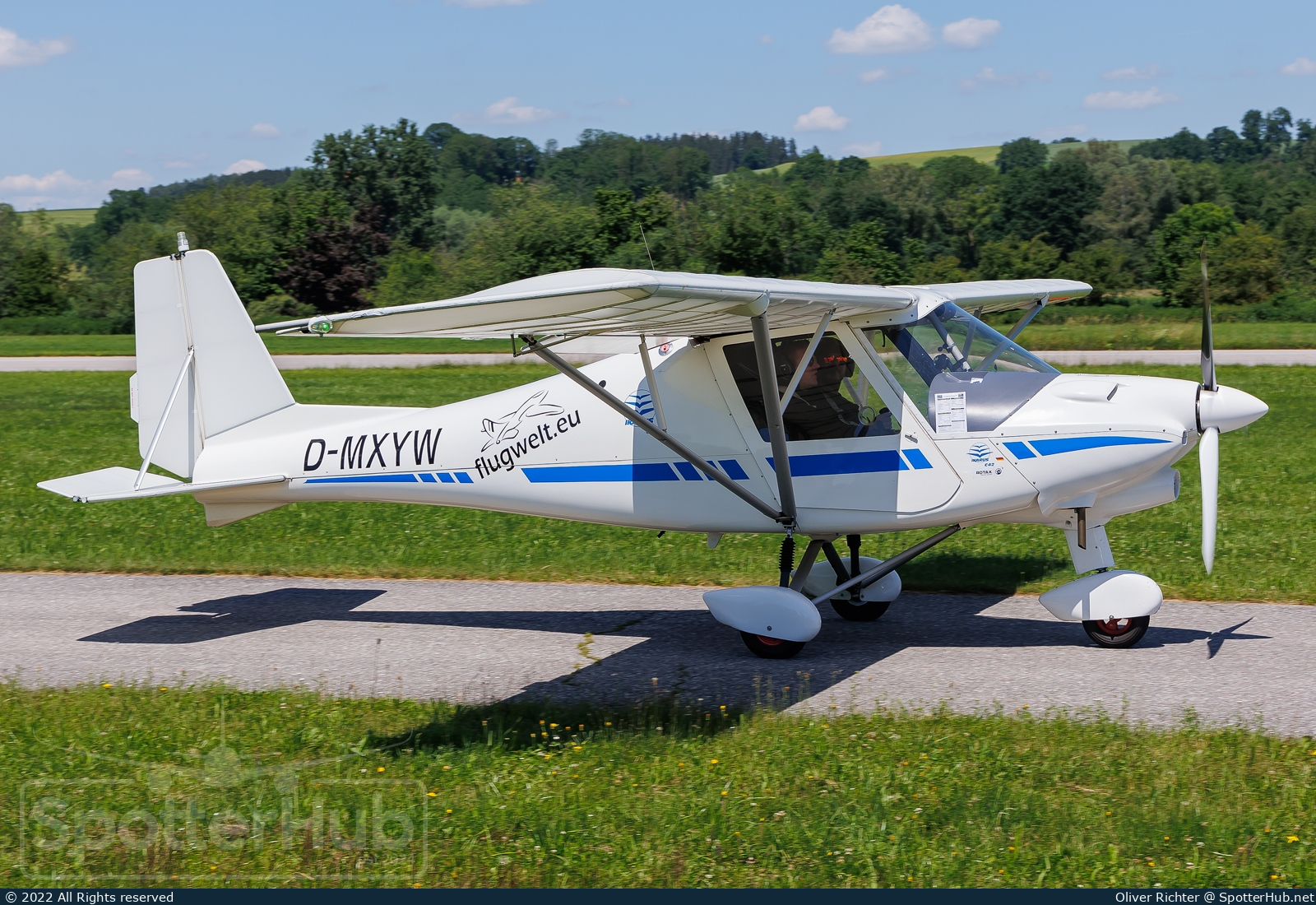 Photo of D-MXYW - Comco Ikarus C42 B operated by A.M. Flugwelt