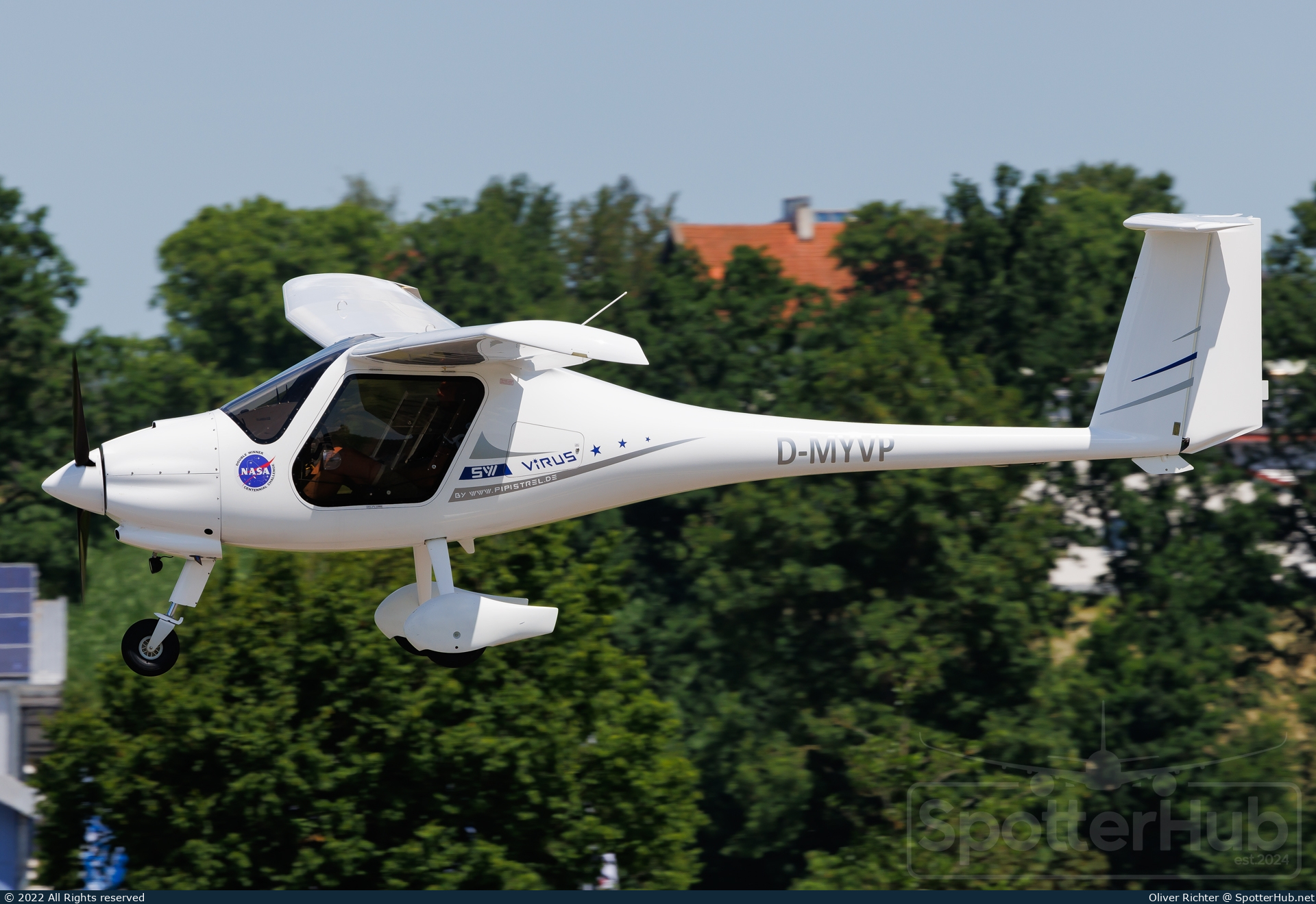 Photo of D-MYVP - Pipistrel Virus SW 100 operated by Private