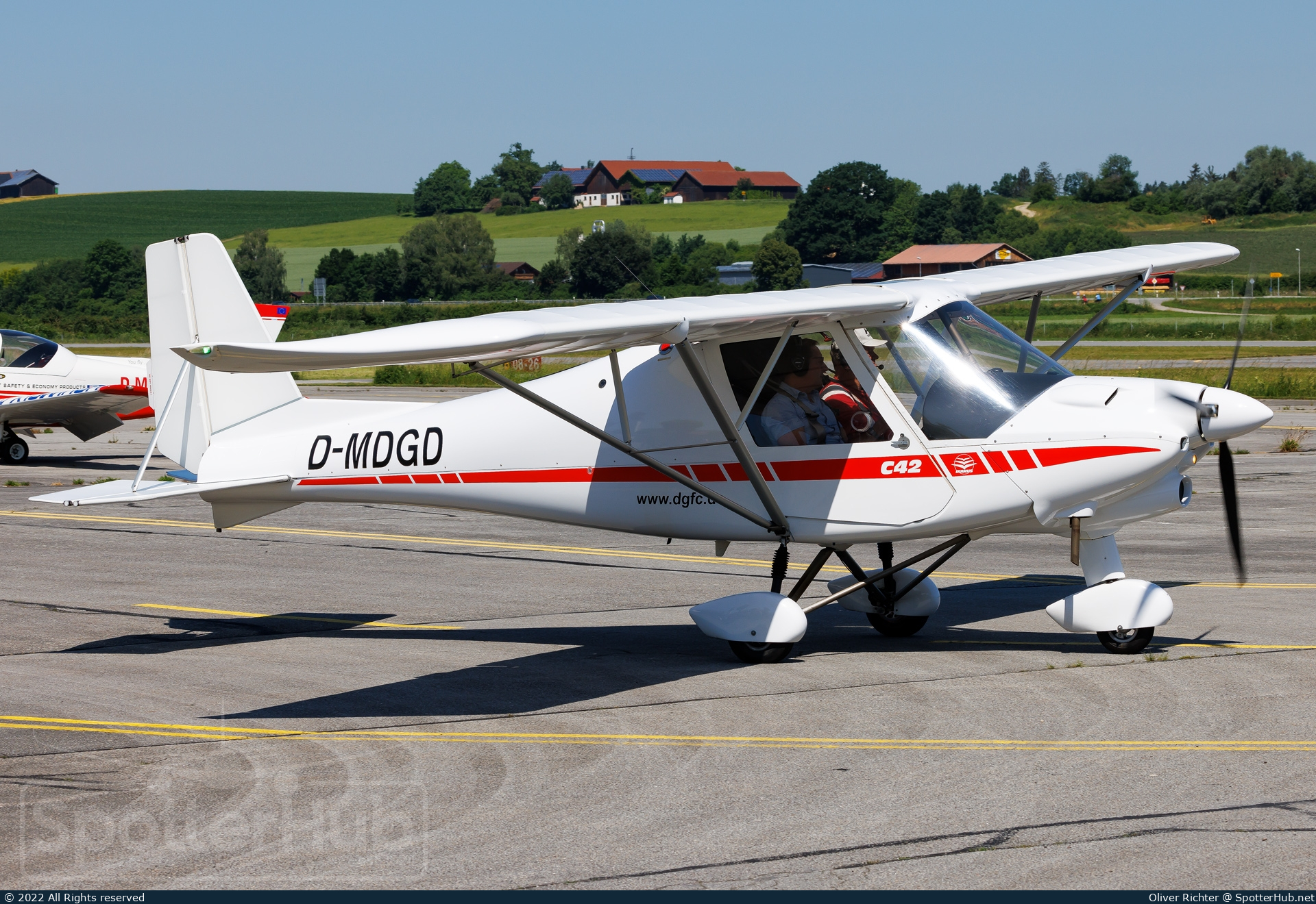 Photo of D-MDGD - Comco Ikarus C42 operated by DGFC Rottal-Inn