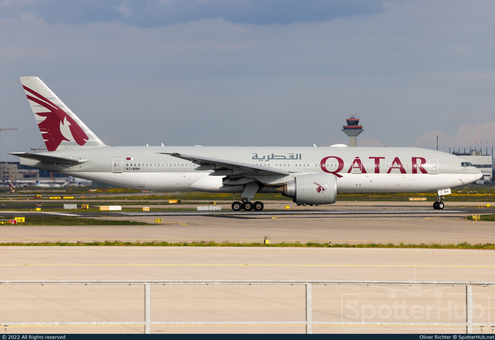 Photo of A7-BBH - Boeing 777-2DZ(LR) operated by Qatar Airways