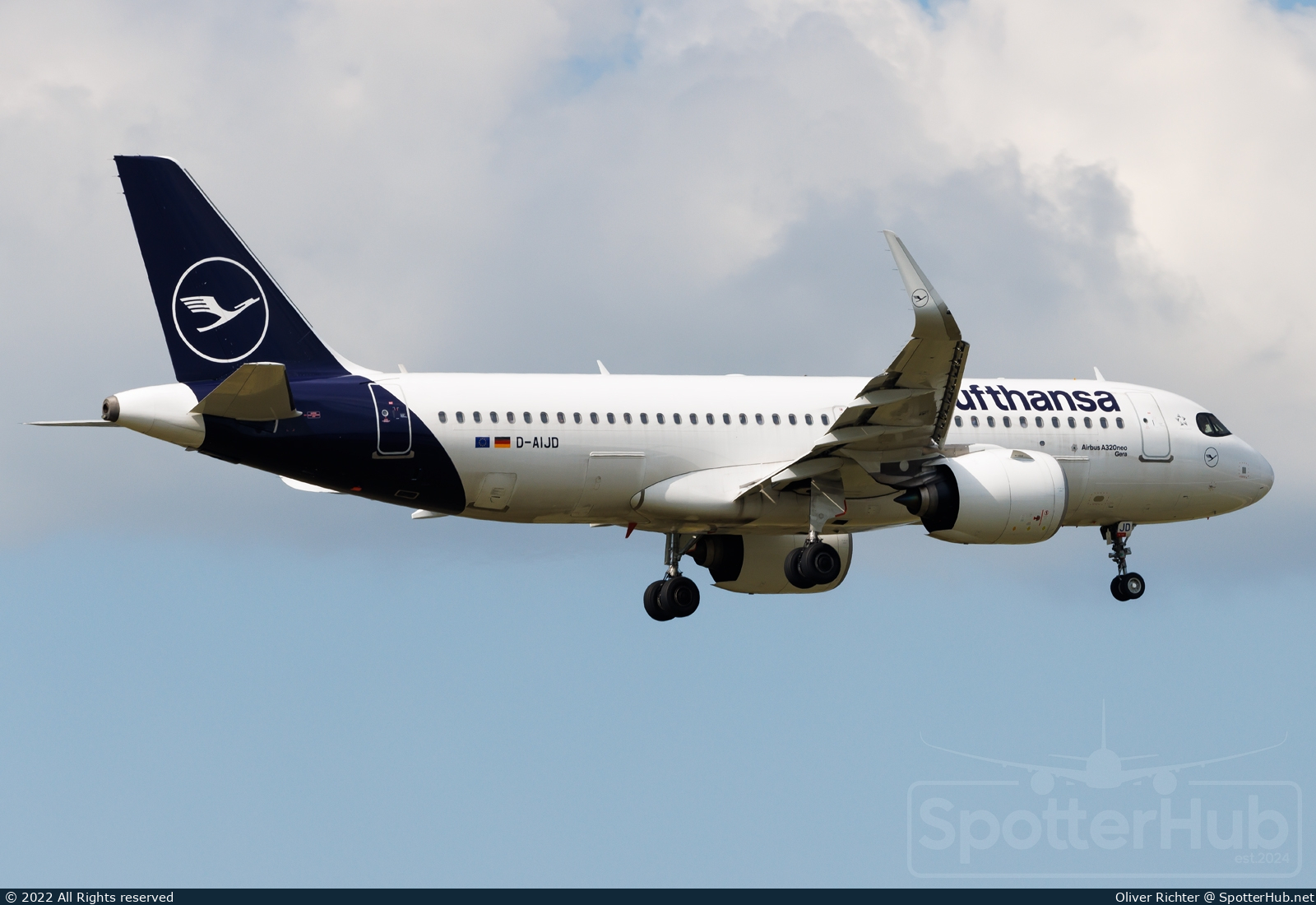 Photo of D-AIJD - Airbus A320-271N operated by Lufthansa