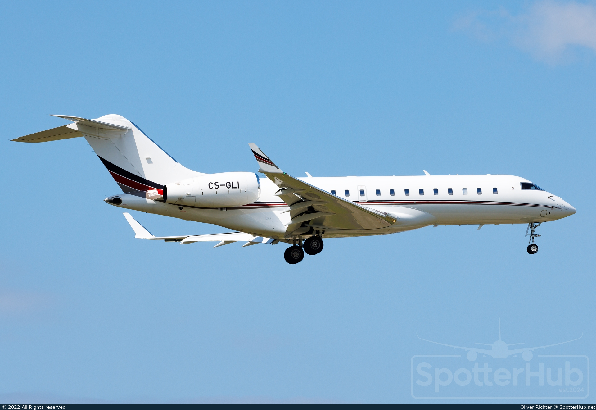 Photo of CS-GLI - Bombardier Global 6500 operated by NetJets Europe