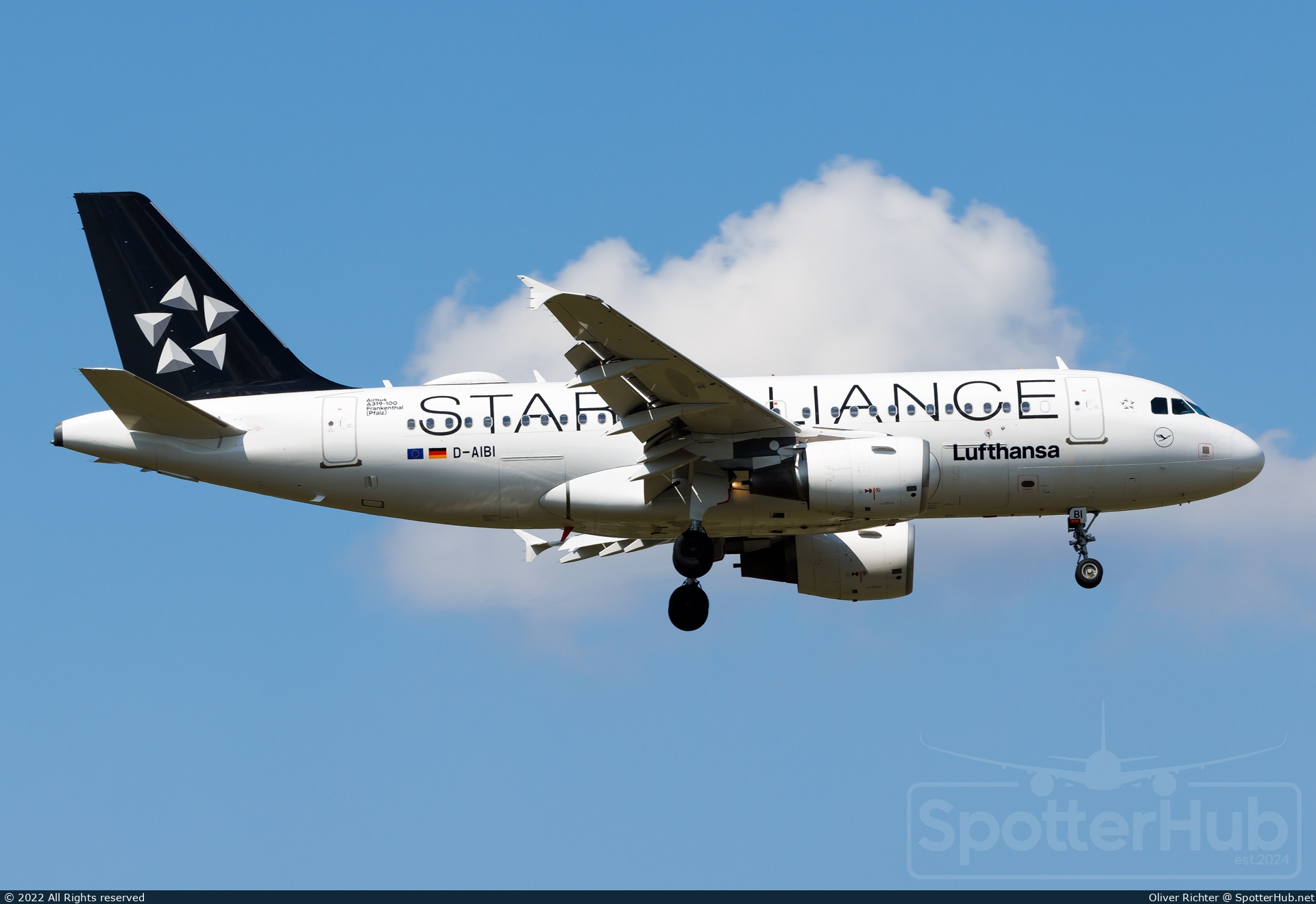 Photo of D-AIBI - Airbus A319-112 operated by Lufthansa
