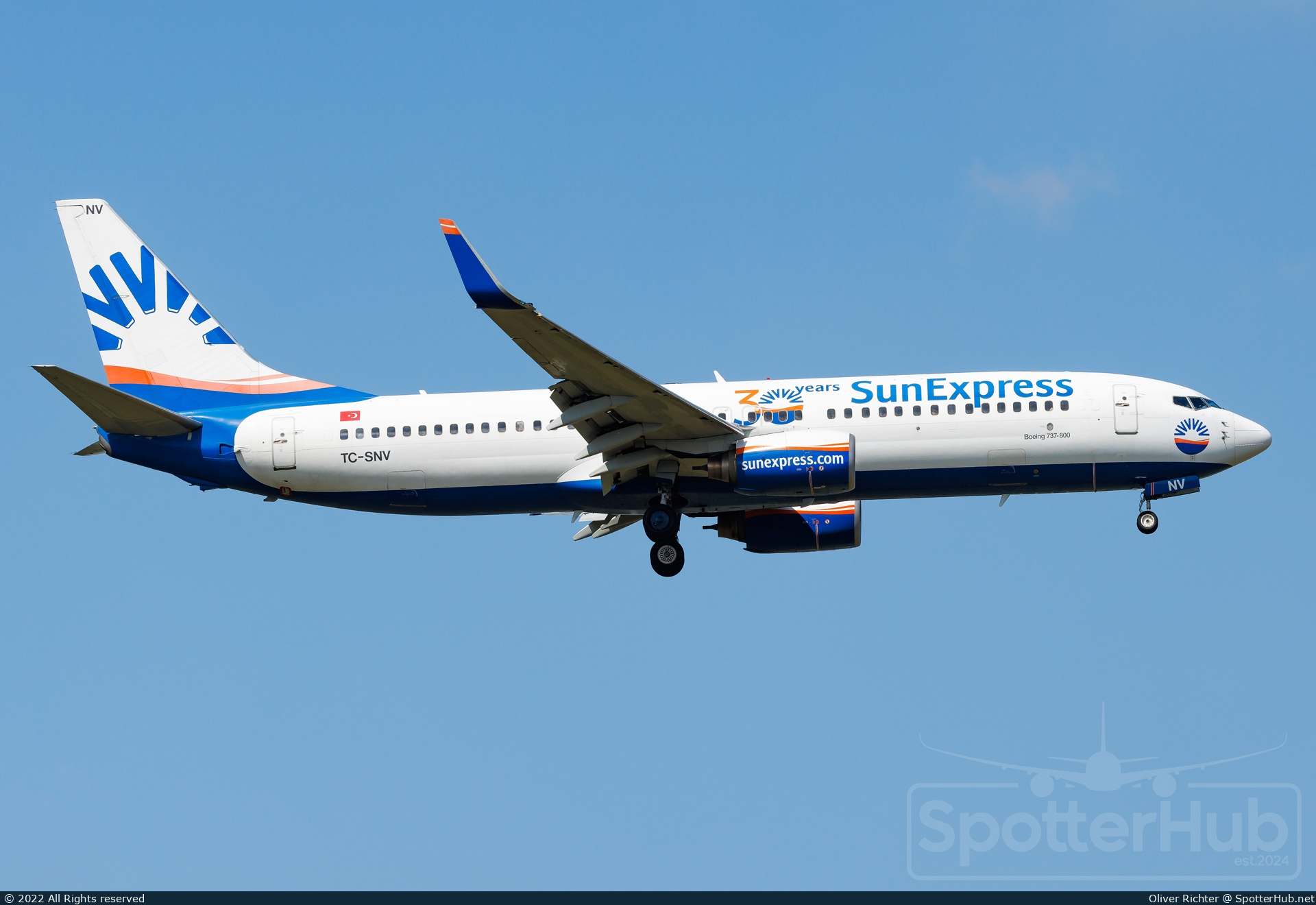 Photo of TC-SNV - Boeing 737-86J operated by SunExpress