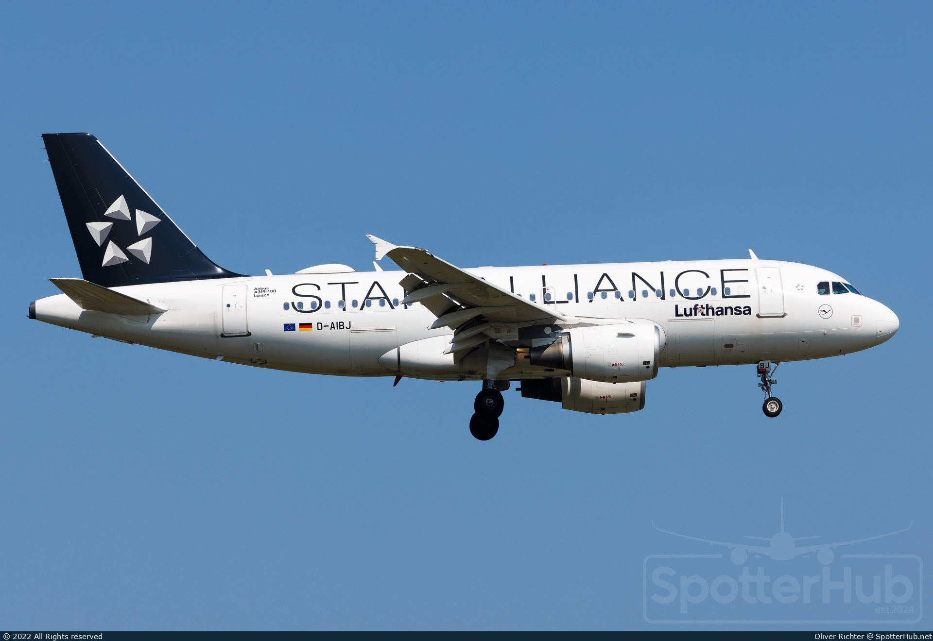 Photo of D-AIBJ - Airbus A319-112 operated by Lufthansa