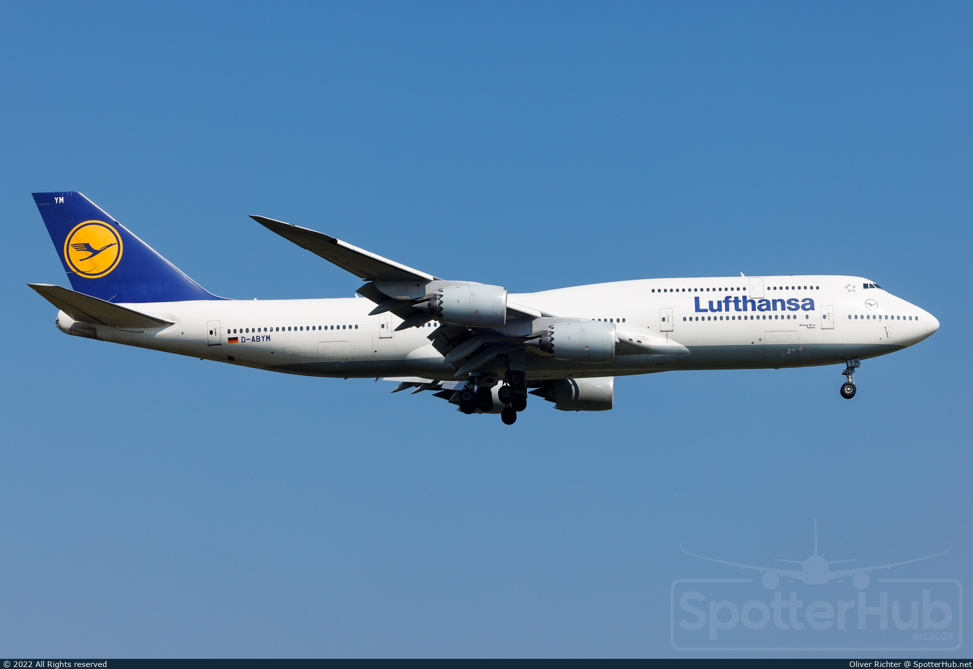Photo of D-ABYM - Boeing 747-830 operated by Lufthansa