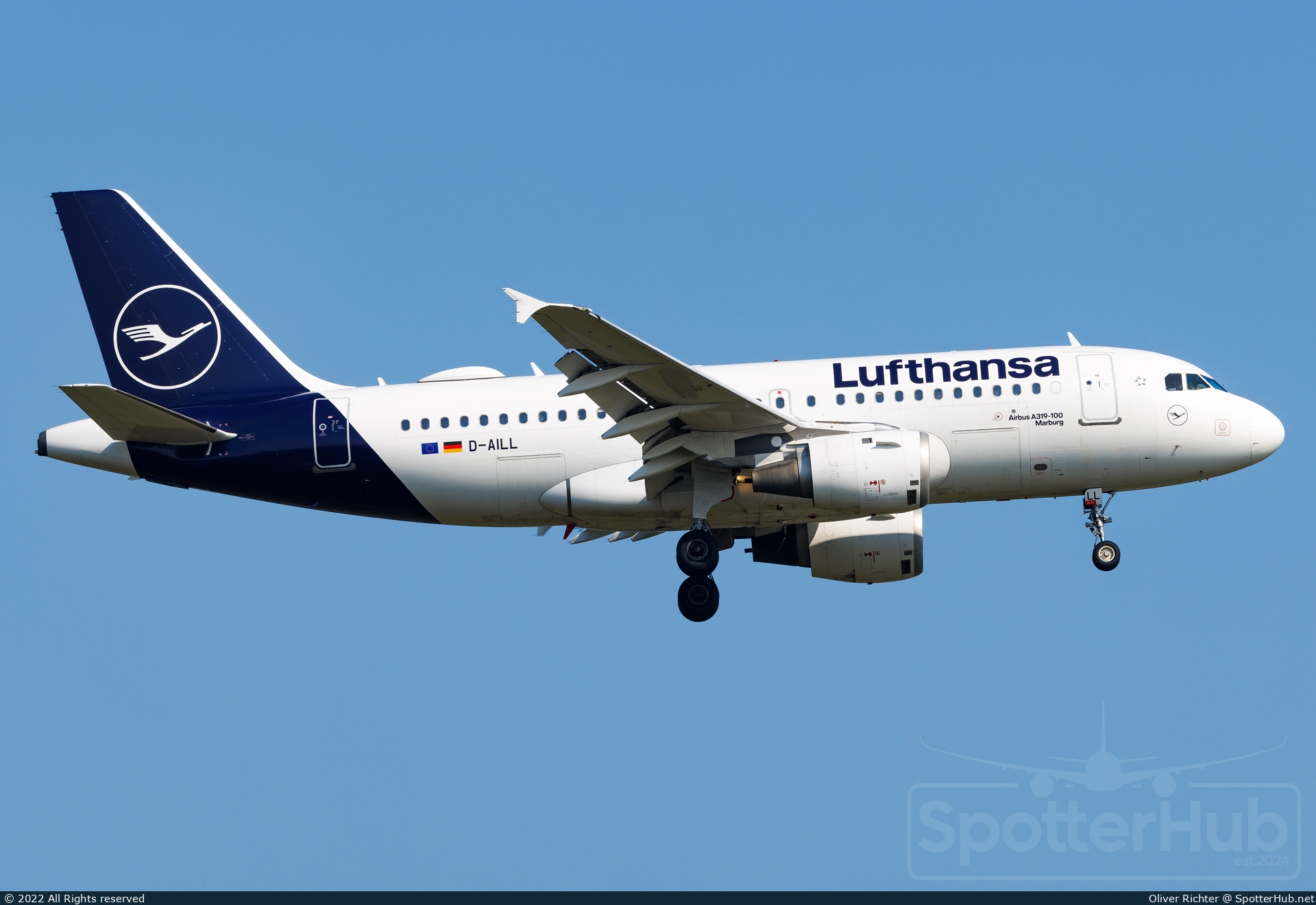 Photo of D-AILL - Airbus A319-114 operated by Lufthansa