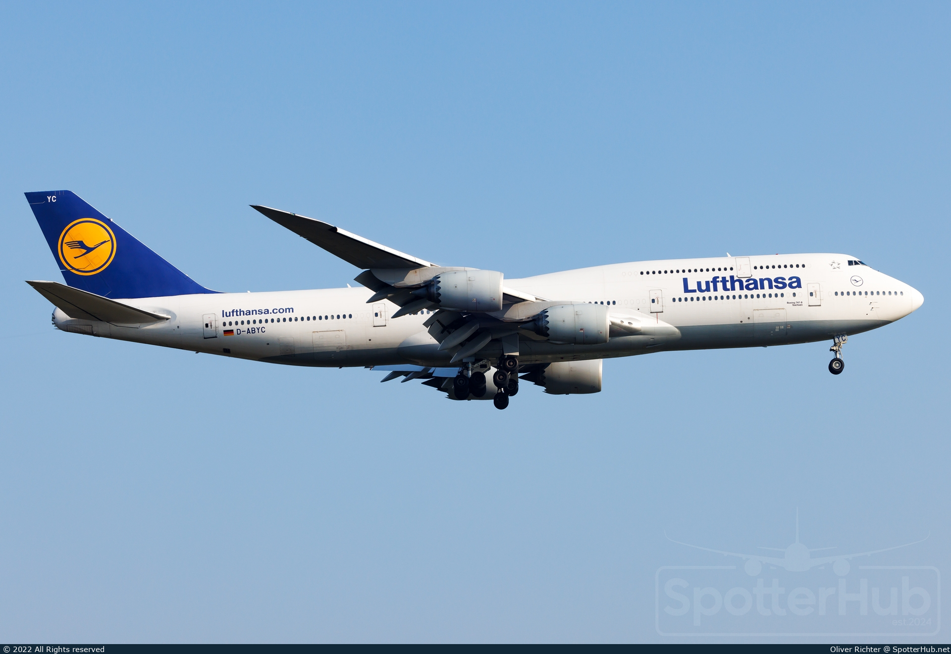 Photo of D-ABYC - Boeing 747-830 operated by Lufthansa