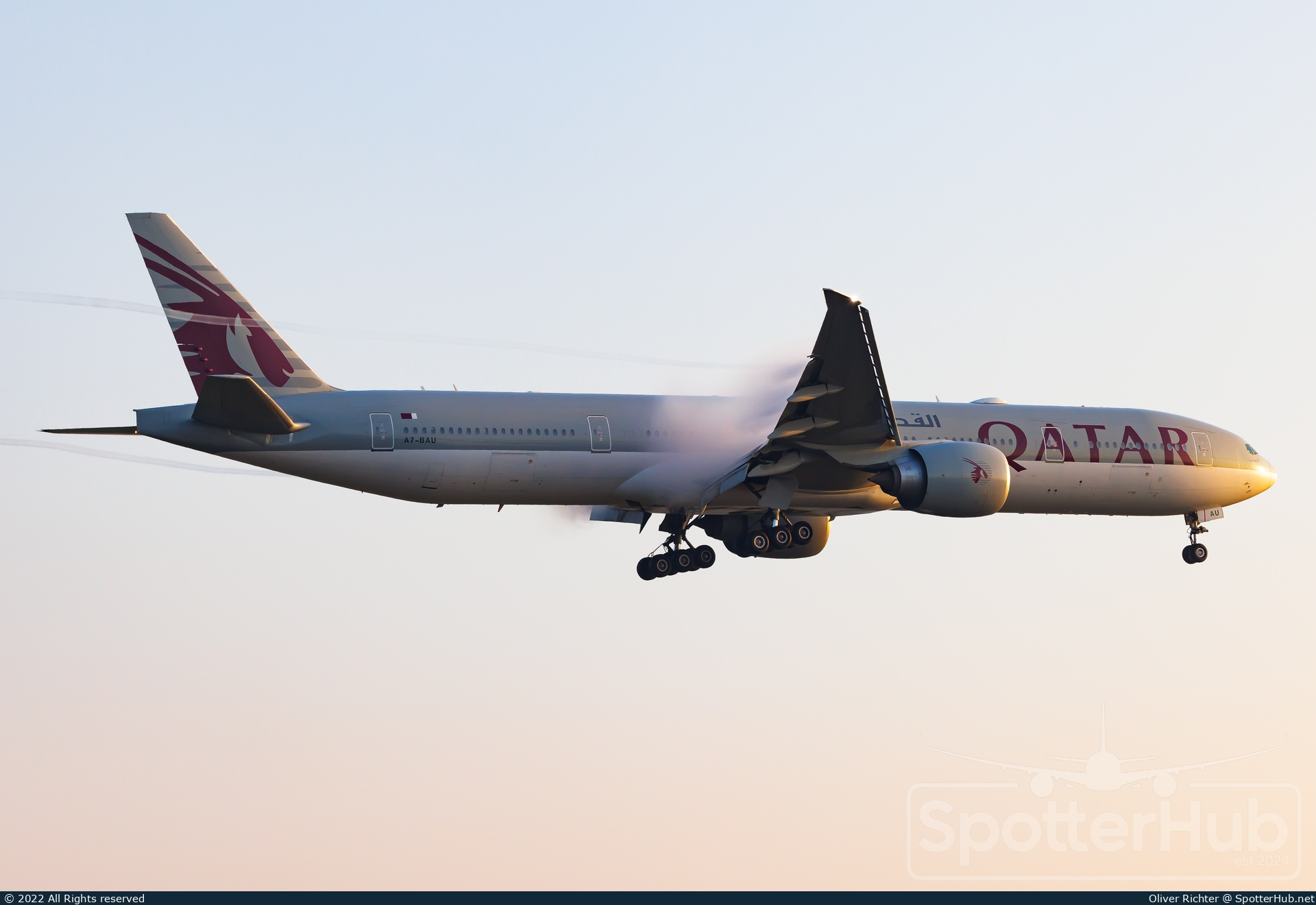 Photo of A7-BAU - Boeing 777-3DZ(ER) operated by Qatar Airways