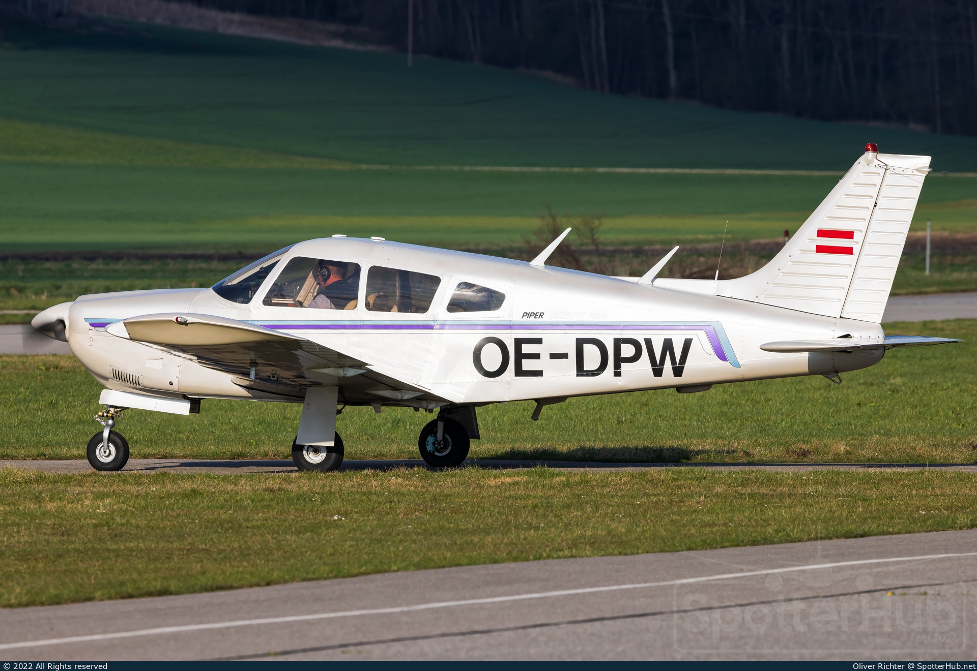 Photo of OE-DPW - Piper PA-28R-200 Cherokee Arrow operated by Private