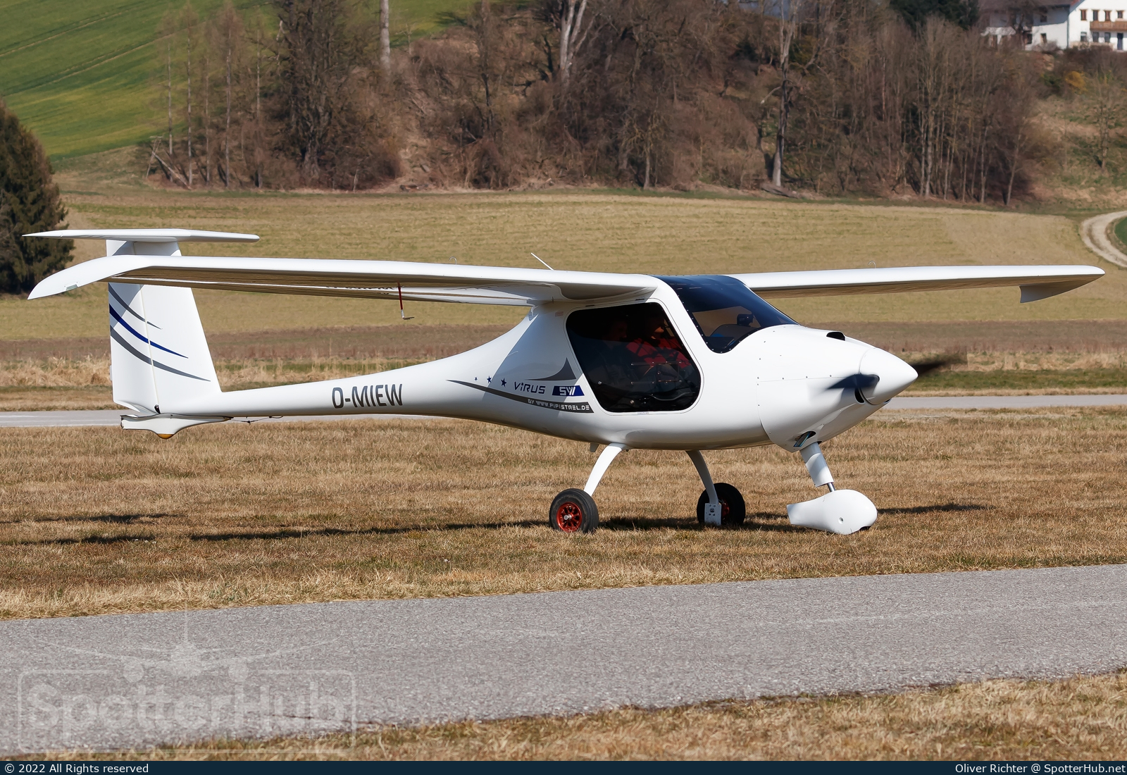 Photo of D-MIEW - Pipistrel Virus SW 100 operated by Flug GmbH