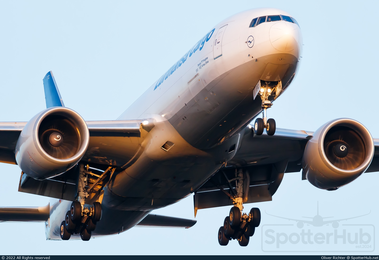 Photo of D-ALFC - Boeing 777-FBT operated by Lufthansa Cargo