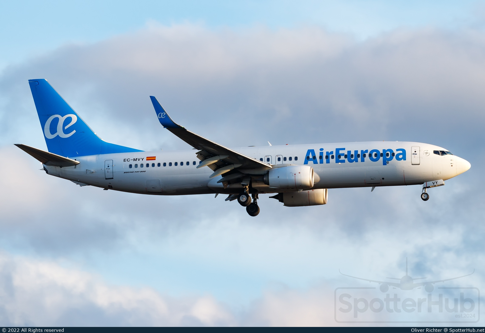 Photo of EC-MVY - Boeing 737-85P operated by Air Europa