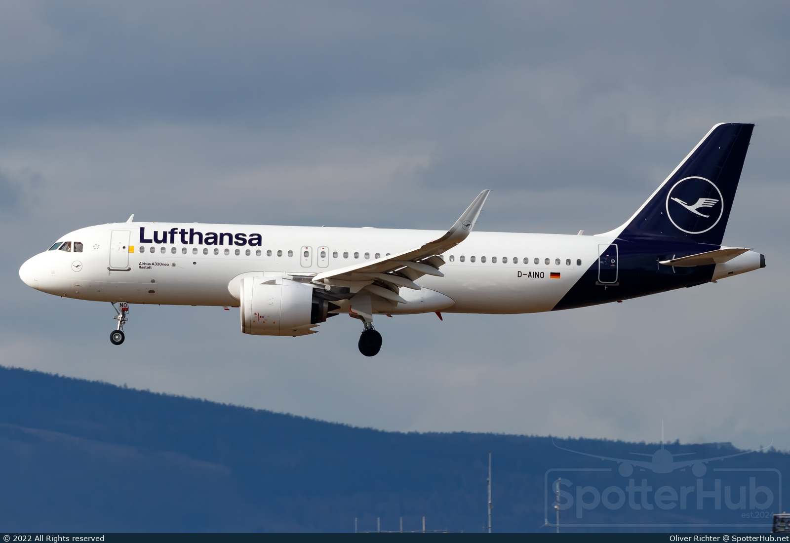 Photo of D-AINO - Airbus A320-271N operated by Lufthansa