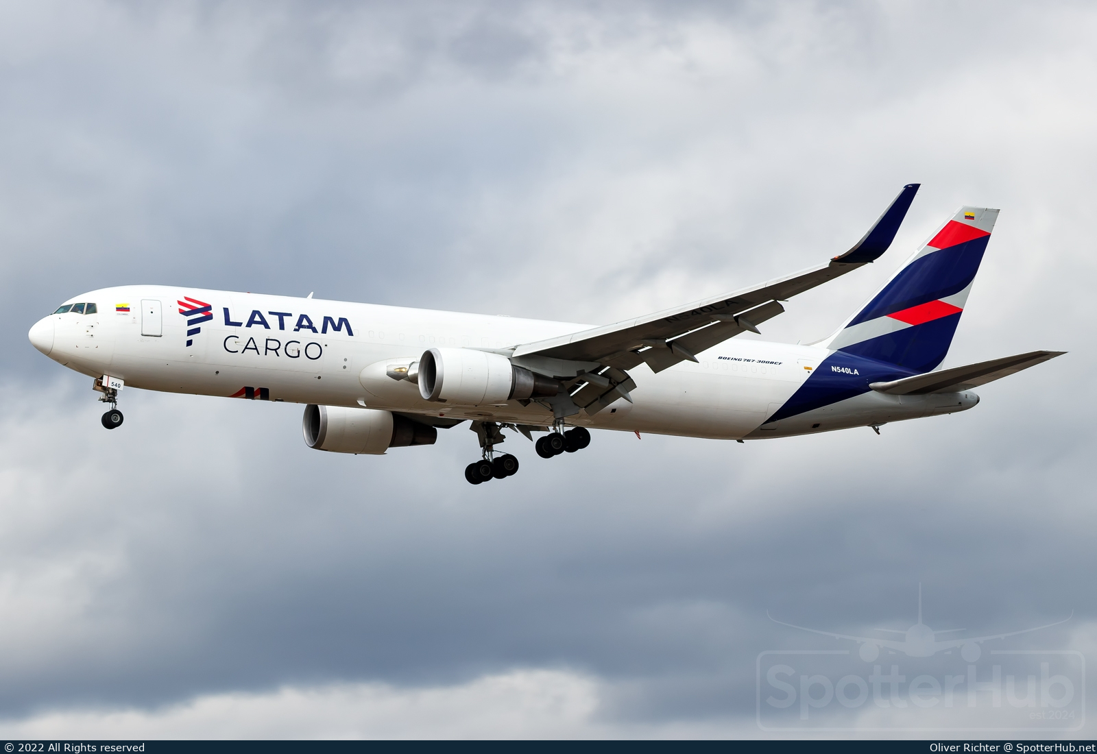 Photo of N540LA - Boeing 767-316(ER)(BCF) operated by LATAM Cargo Colombia