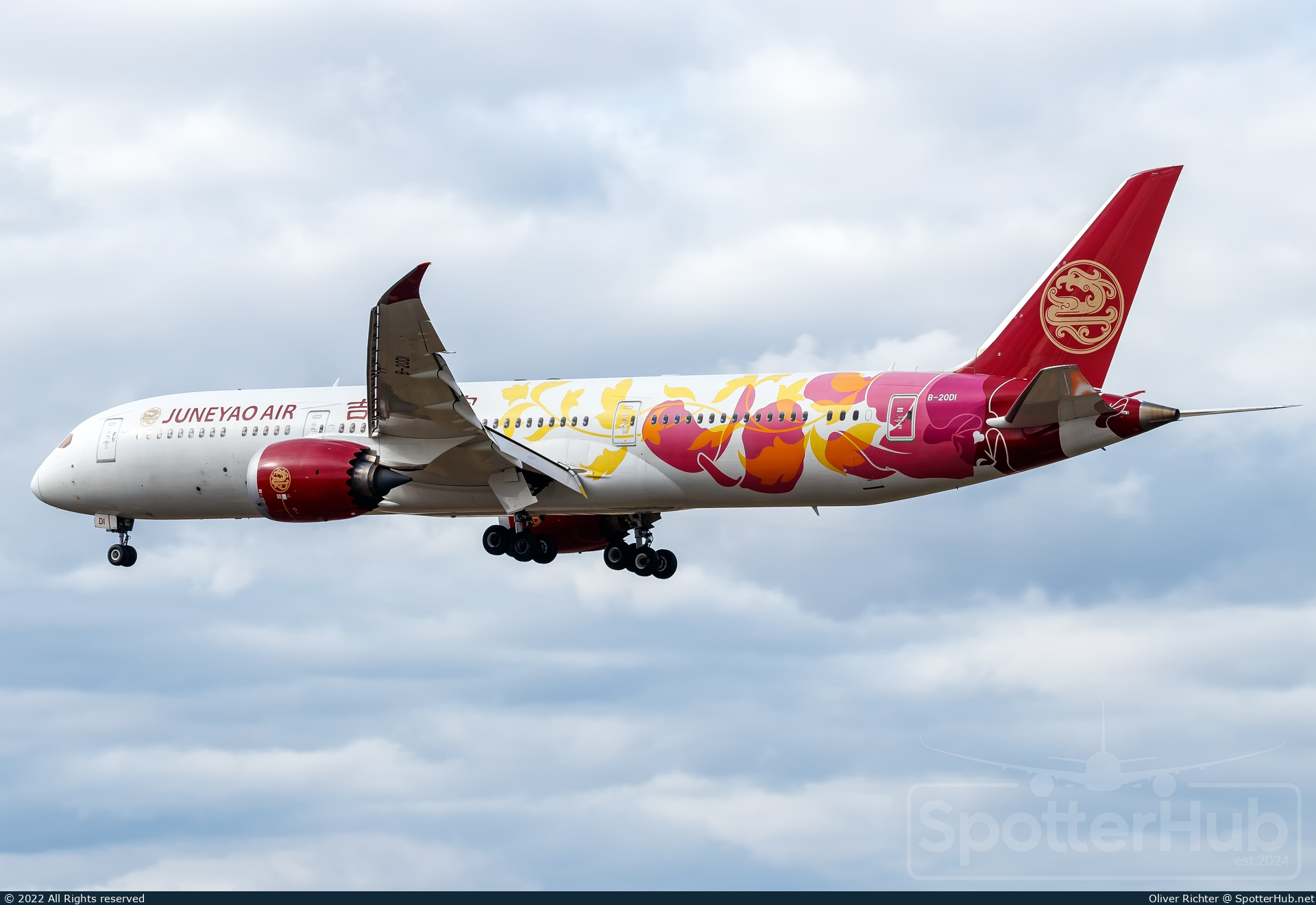 Photo of B-20D1 - Boeing 787-9 Dreamliner operated by Juneyao Air