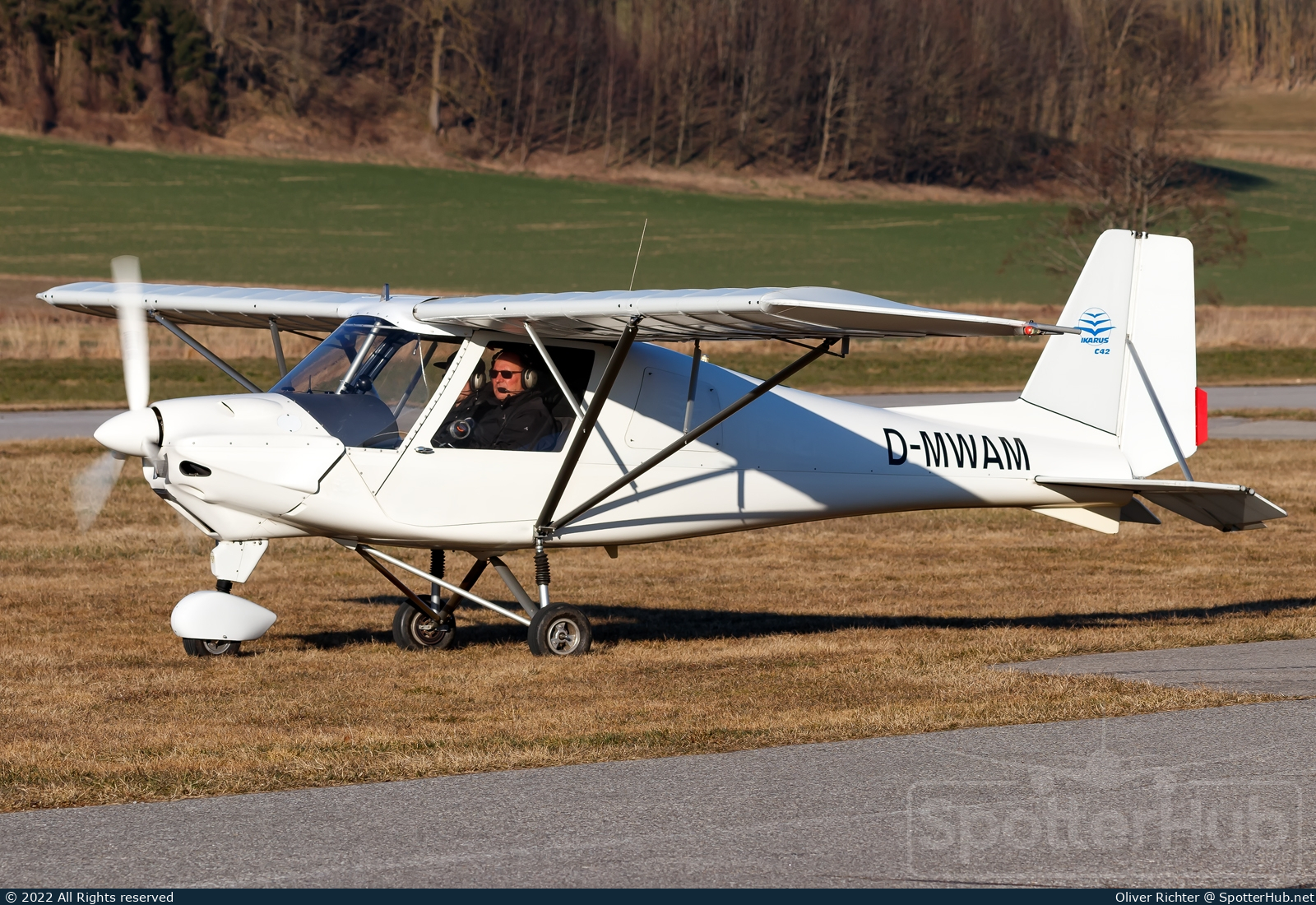 Photo of D-MWAM - Comco Ikarus C42 operated by Flugschule SchweigAir