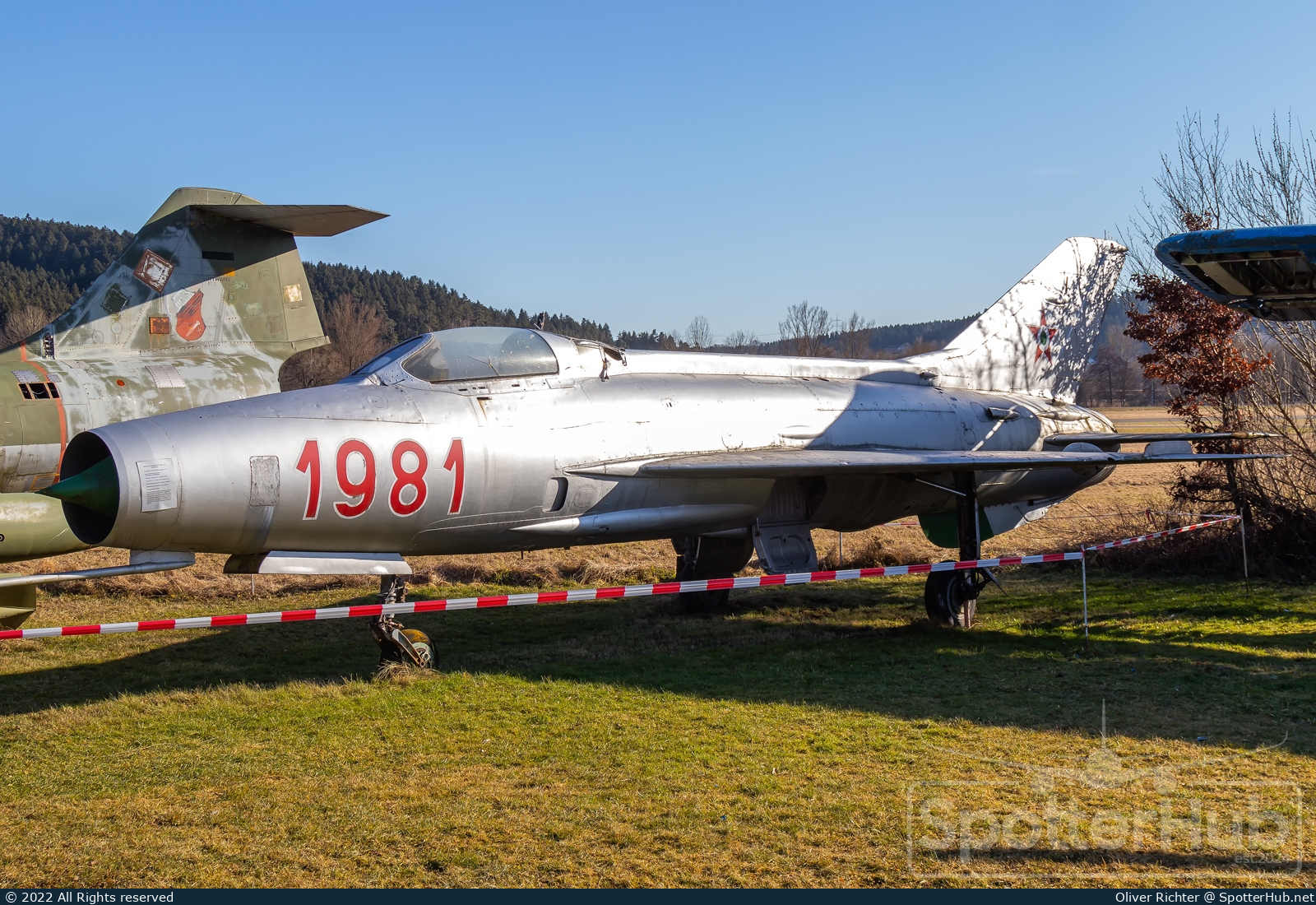 Photo of 225 - Mikoyan-Gurevich MiG-21F-13 Fishbed-C operated by Hungarian Air Force