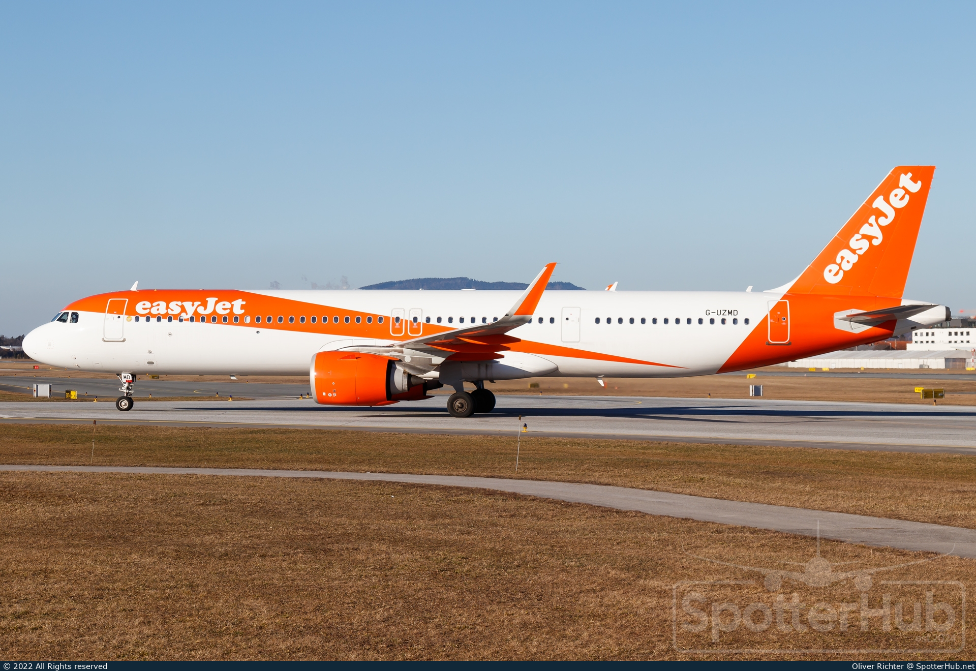 Photo of G-UZMD - Airbus A321-251NX operated by easyJet