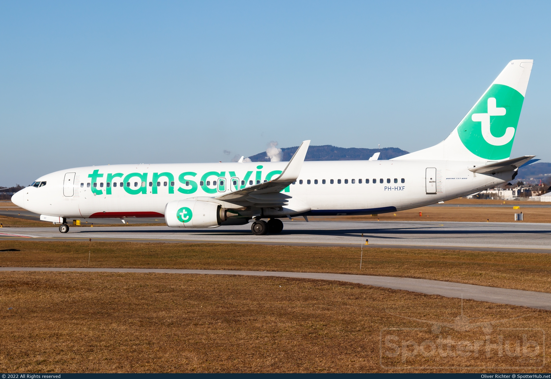 Photo of PH-HXF - Boeing 737-8K2 operated by Transavia