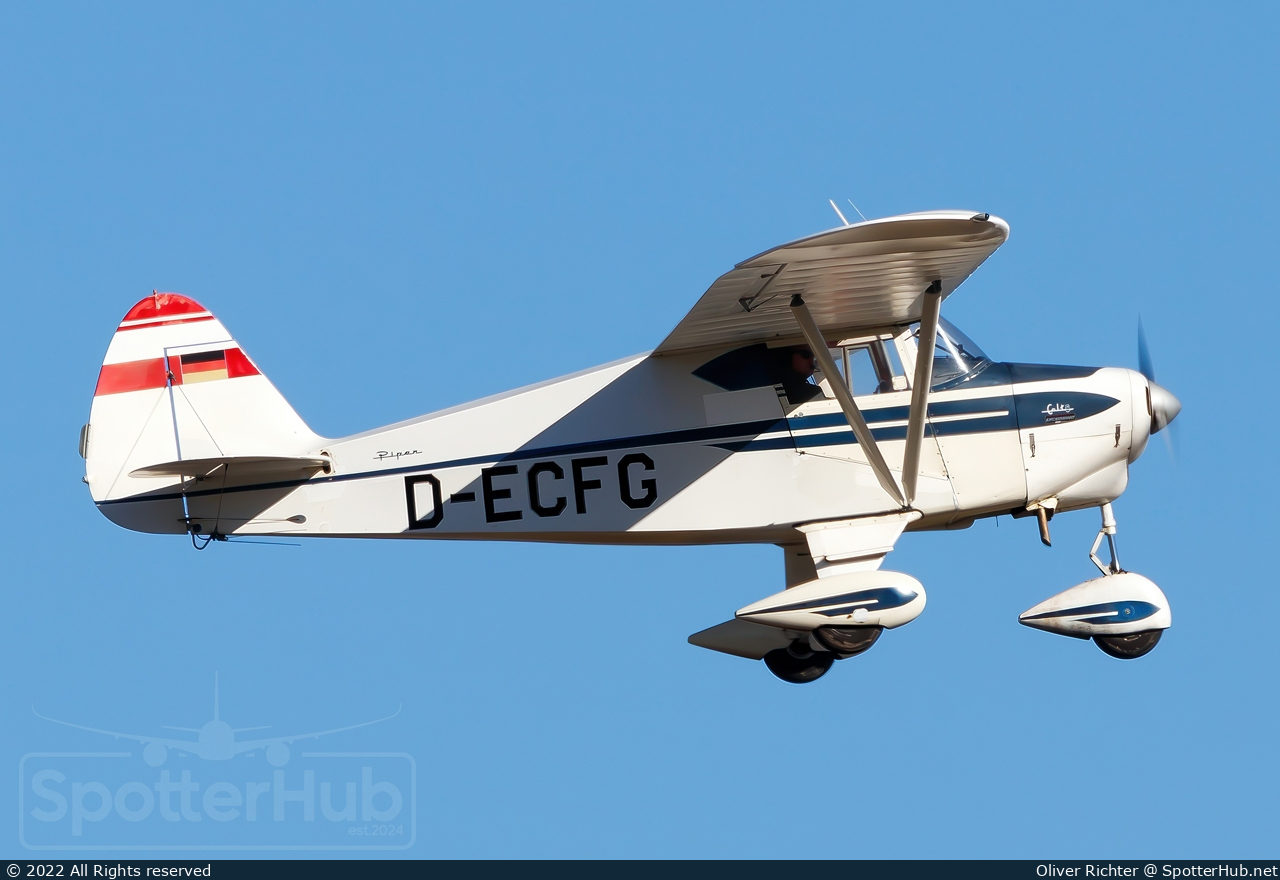Photo of D-ECFG - Piper PA-22-108 Colt operated by Private