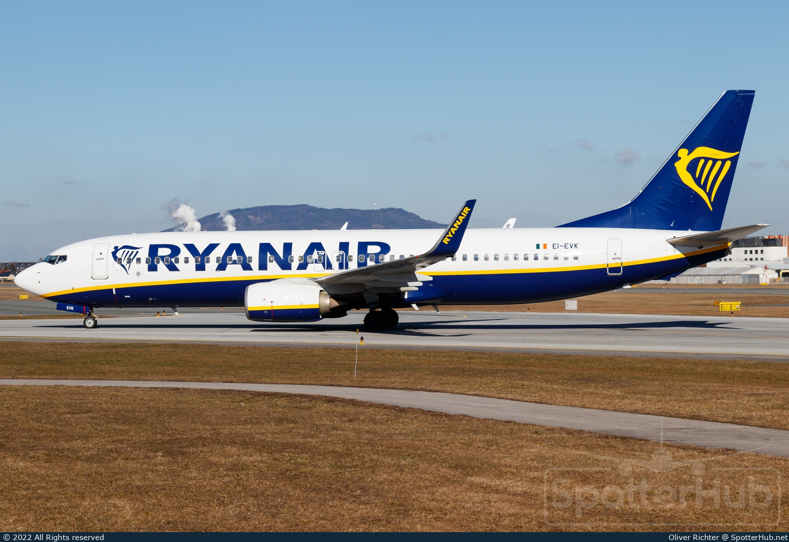 Photo of EI-EVK - Boeing 737-8AS operated by Ryanair