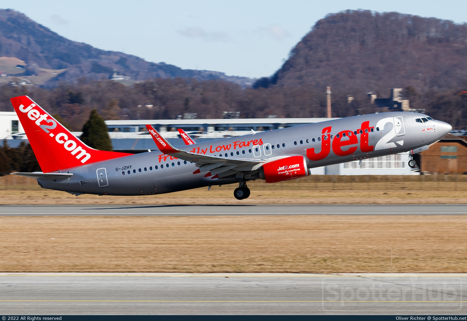 Photo of G-JZHY - Boeing 737-8MG operated by Jet2