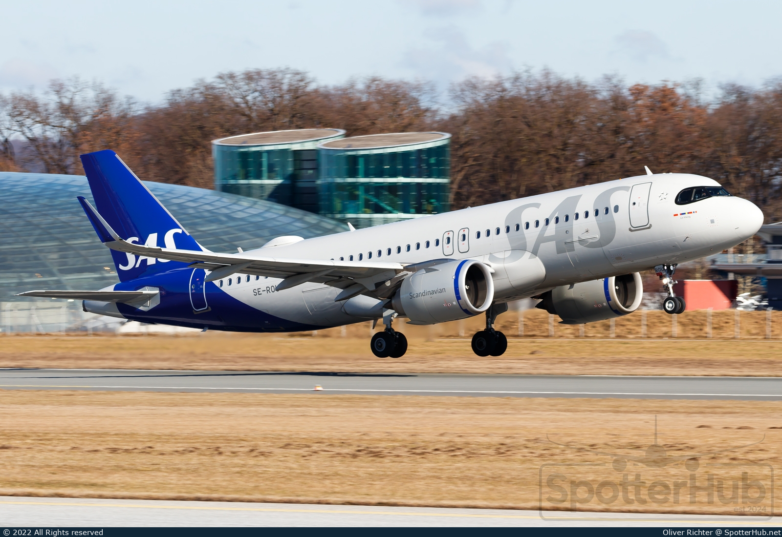 Photo of SE-ROU - Airbus A320-251N operated by SAS Scandinavian Airlines