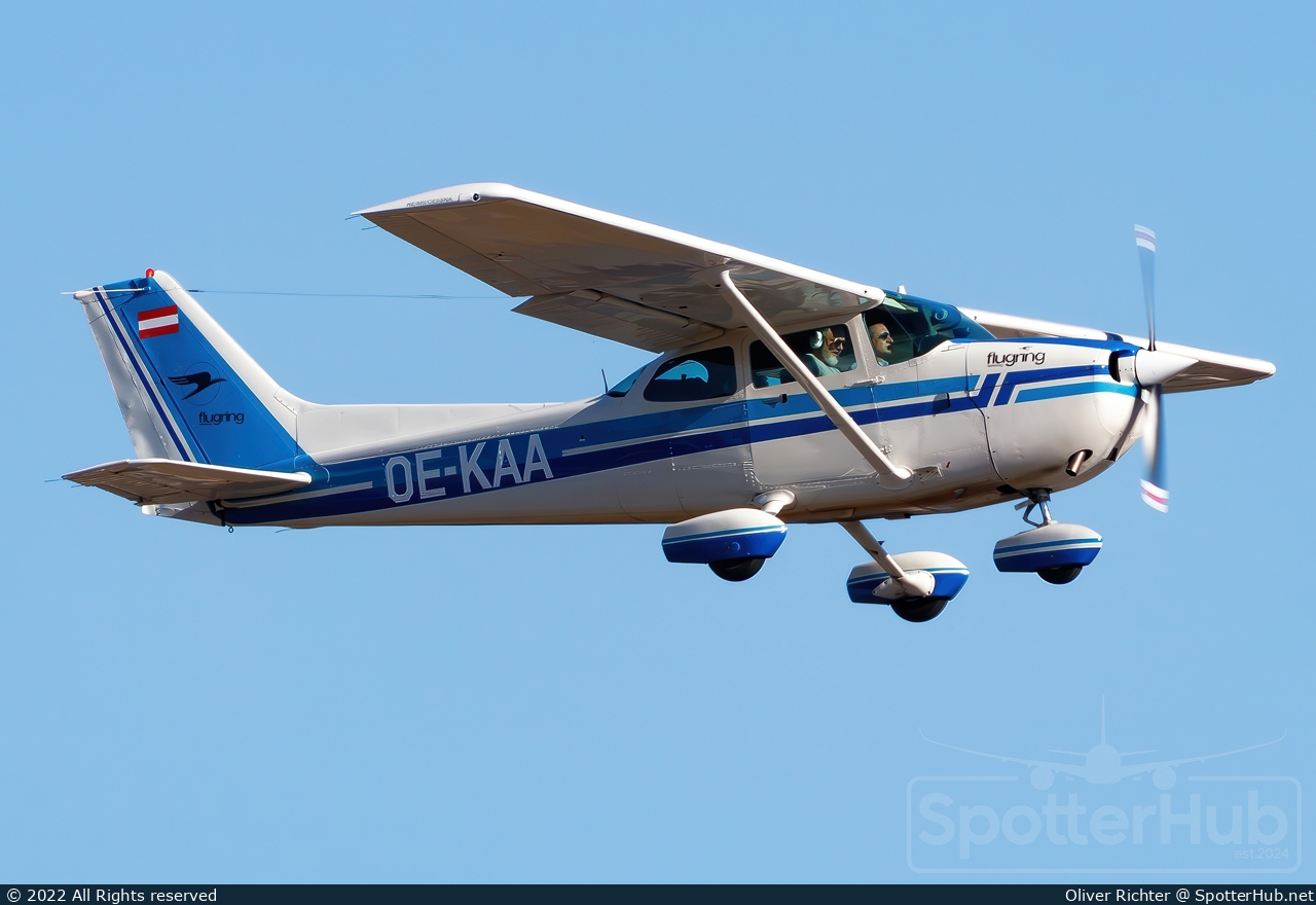 Photo of OE-KAA - Reims-Cessna F172P Skyhawk II operated by Flugring Salzburg