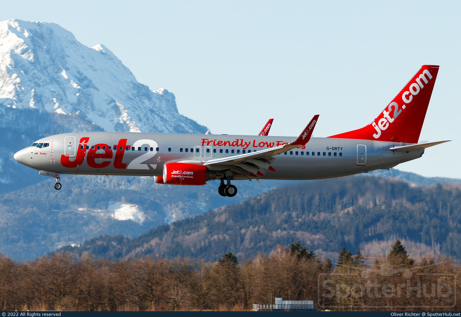 Photo of G-DRTY - Boeing 737-8AS operated by Jet2