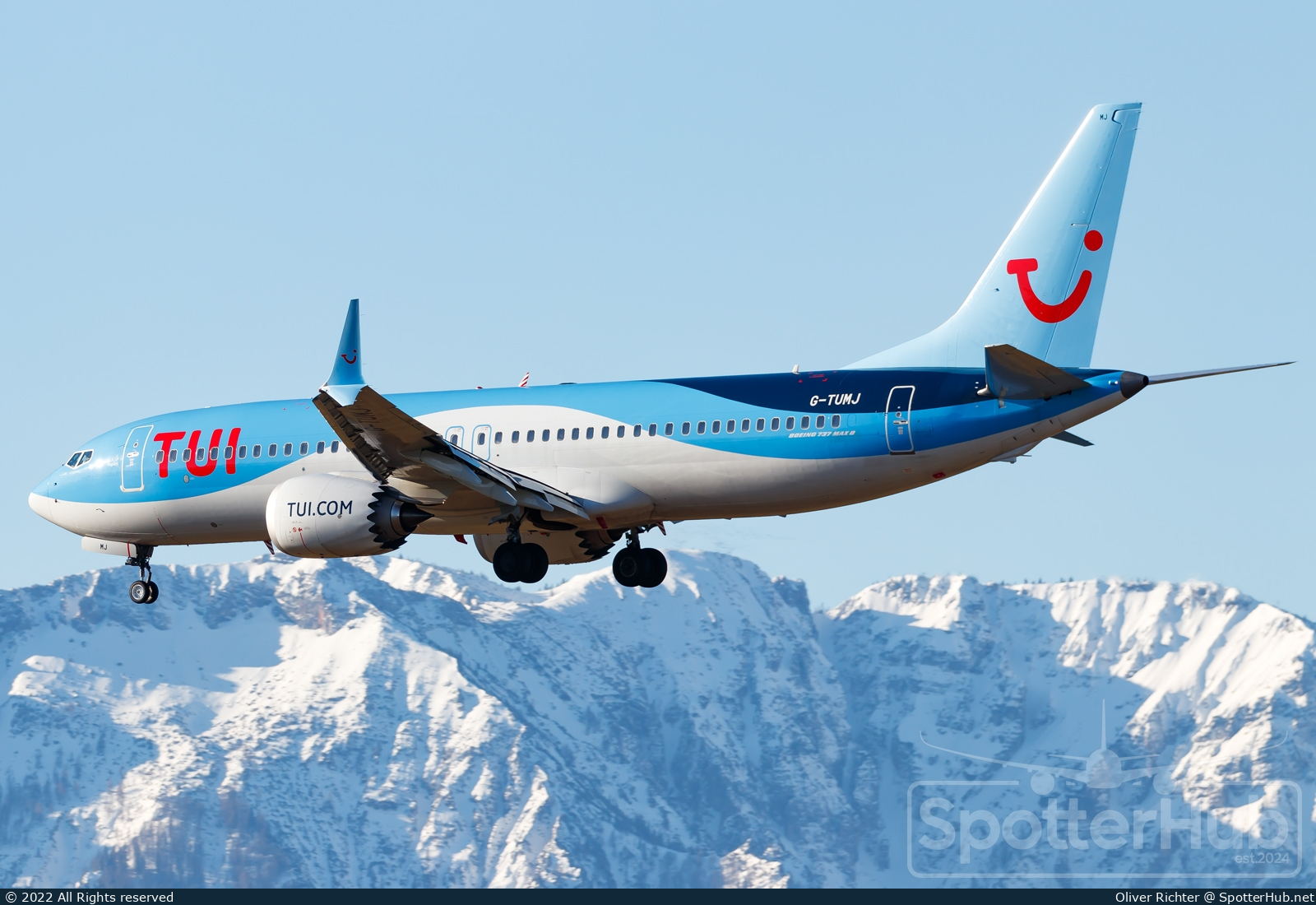 Photo of G-TUMJ - Boeing 737 MAX 8 operated by TUI Airways