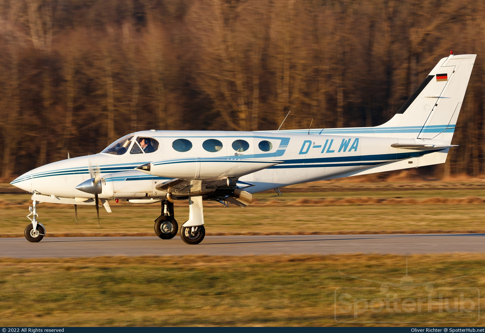 Photo of D-ILWA - Cessna 340A operated by Bavarian Tailhook