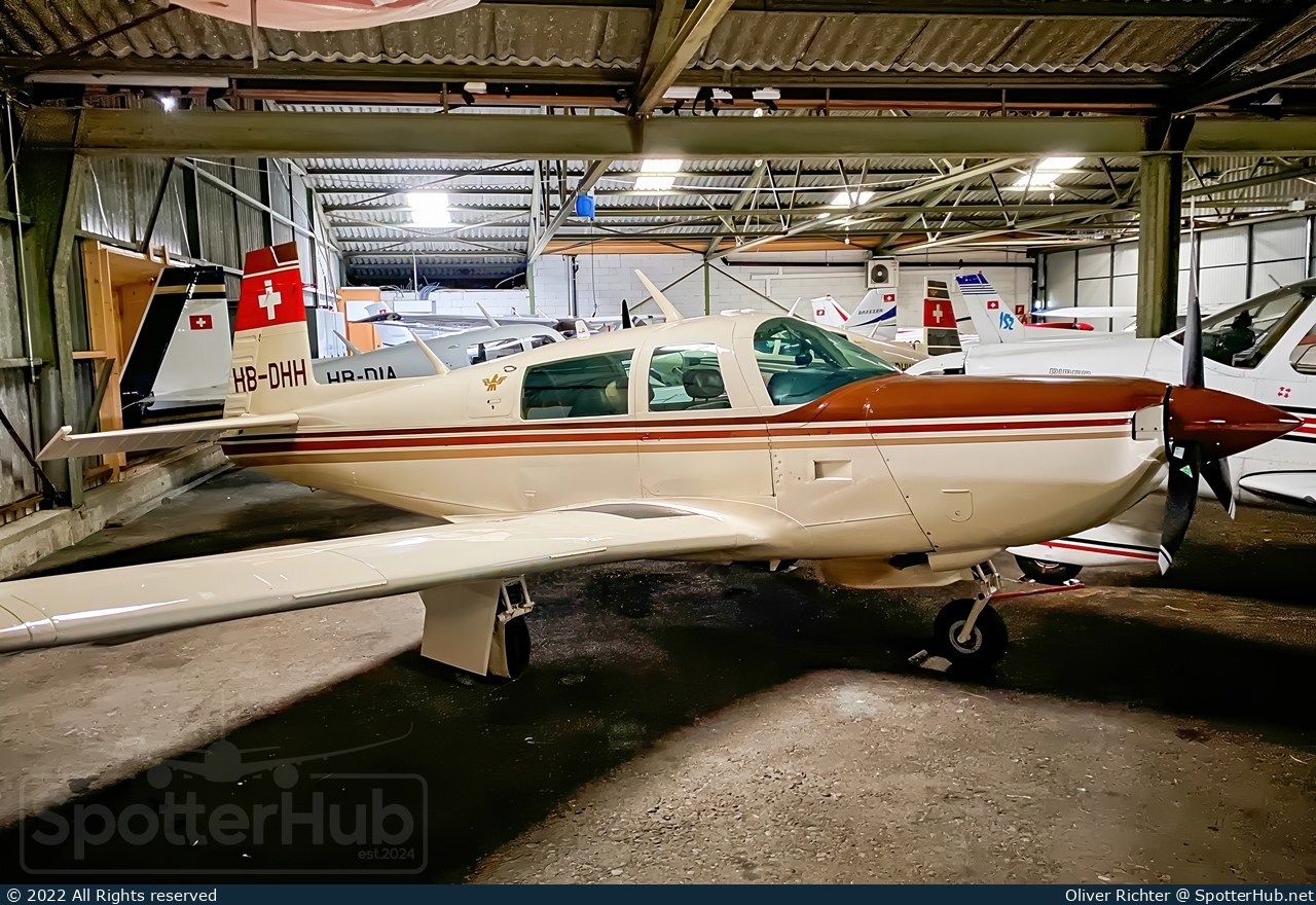Photo of HB-DHH - Mooney M20K 231 operated by Private