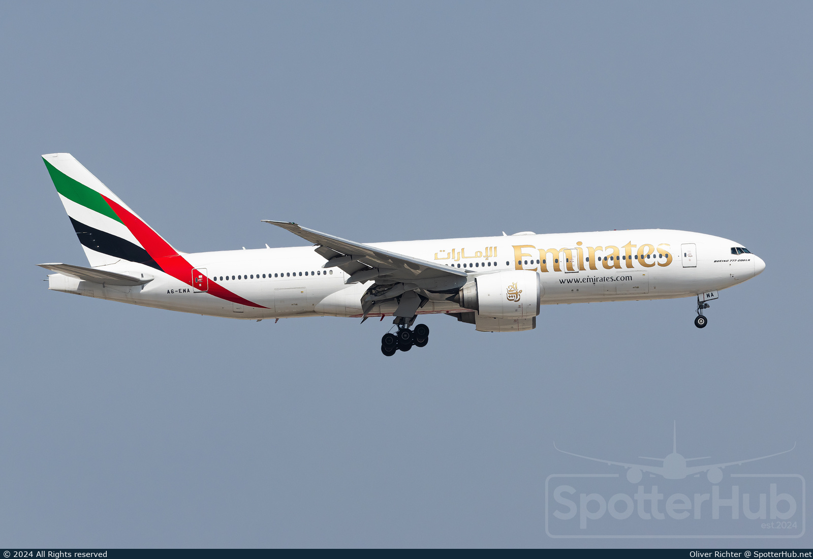 Photo of A6-EWA - Boeing 777-21H(LR) operated by Emirates