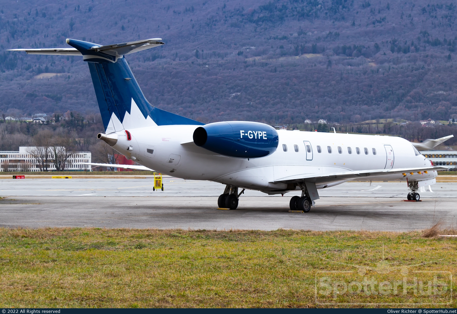 Photo of F-GYPE - Embraer ERJ-135LR operated by Pan Européenne Air Service