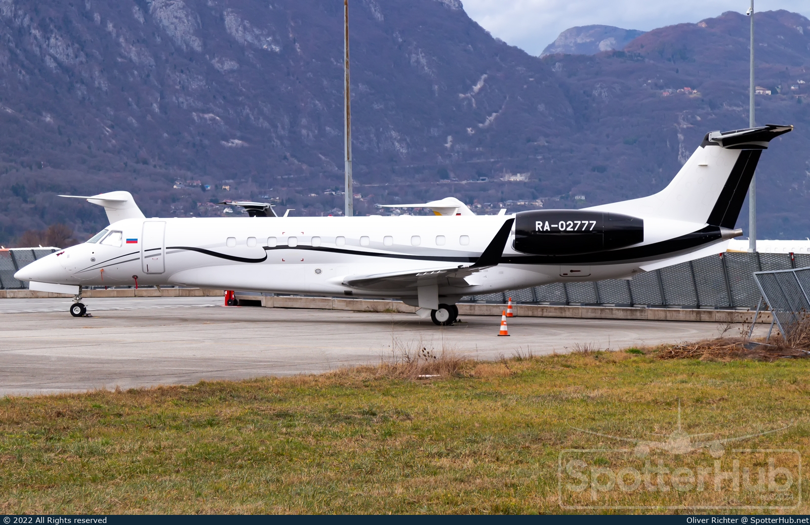 Photo of RA-02777 - Embraer Legacy 650 operated by Premier Avia