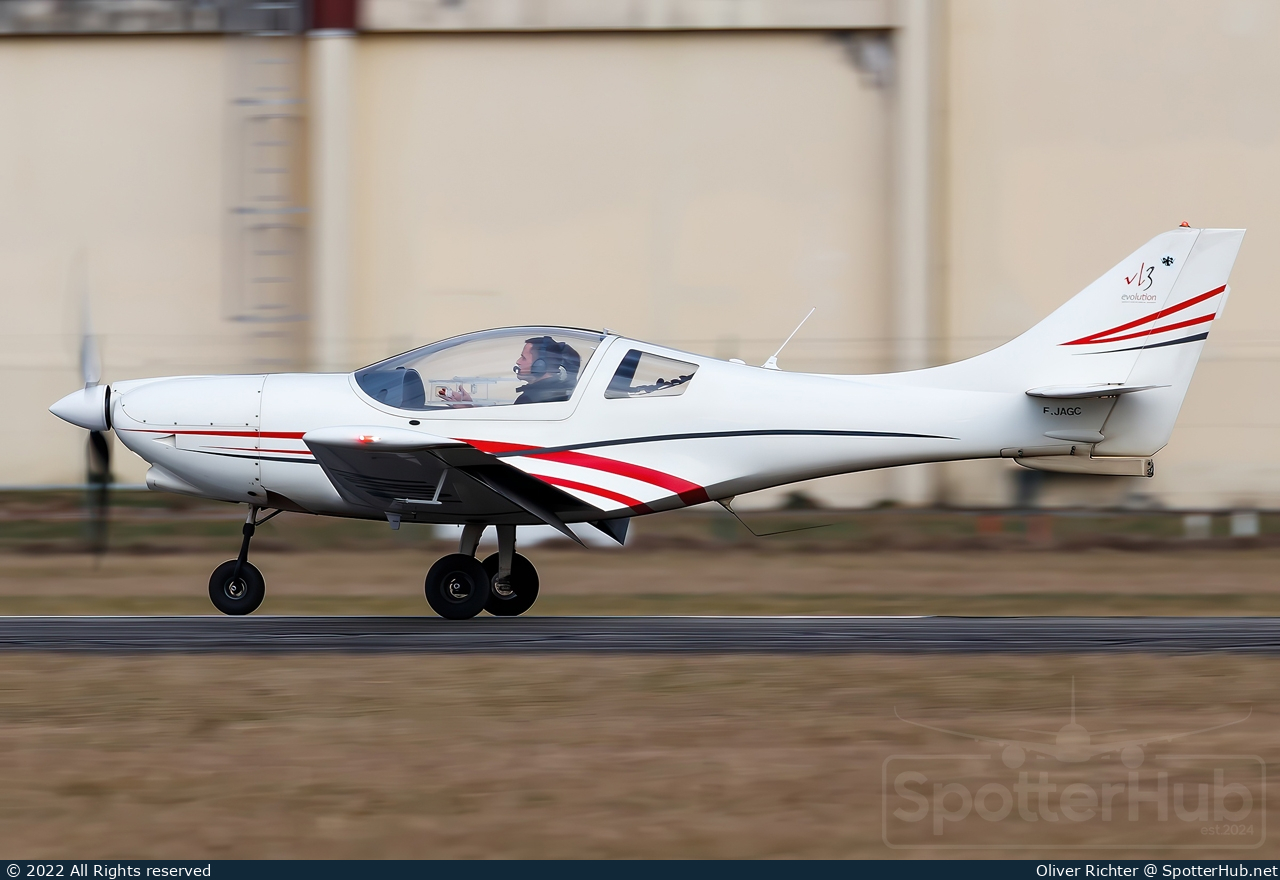 Photo of 73-RY - JMB VL-3-Evolution FG operated by Private