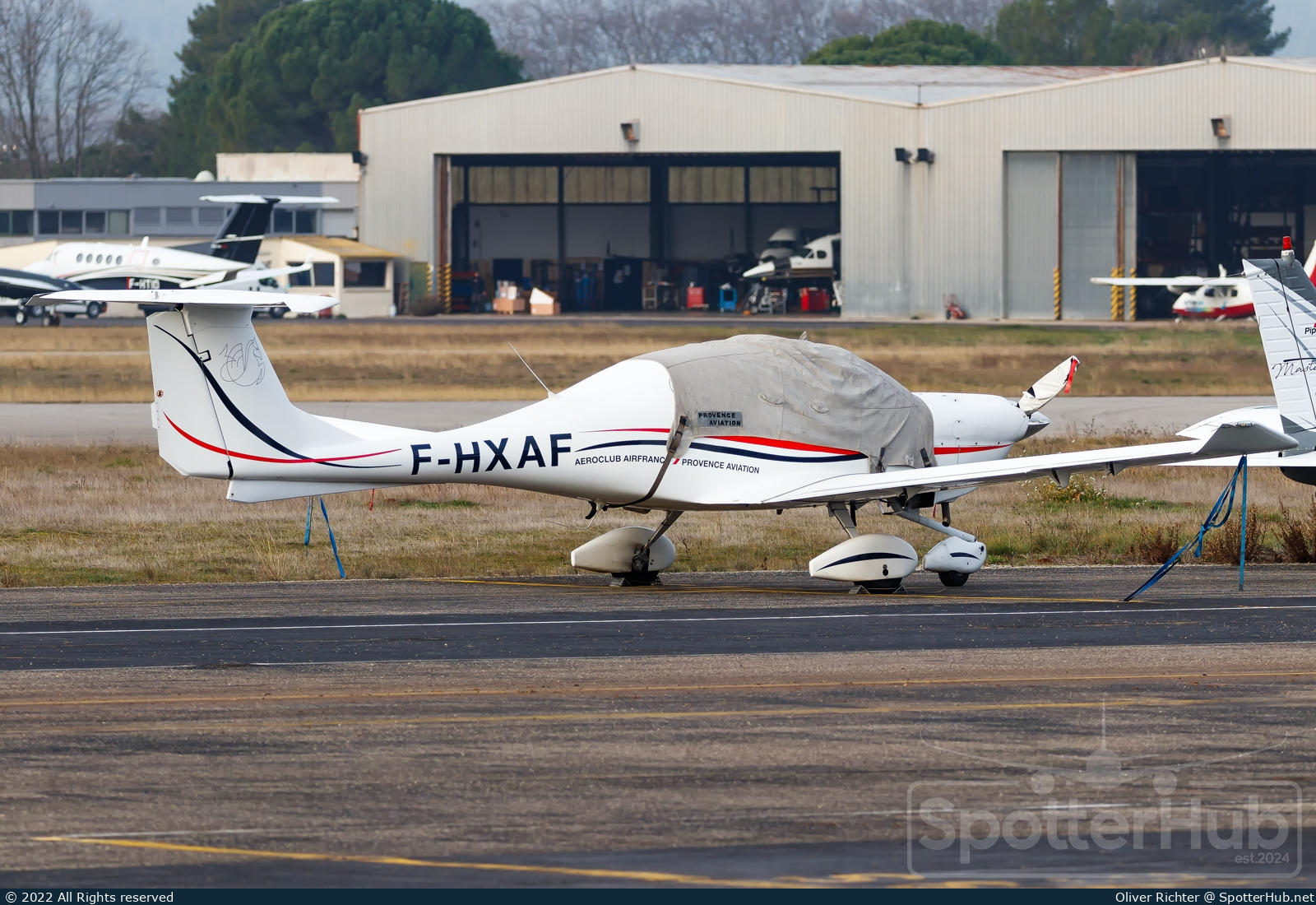 Photo of F-HXAF - Diamond DA40 Diamond Star operated by Aéroclub Airfrance Provence Aviation