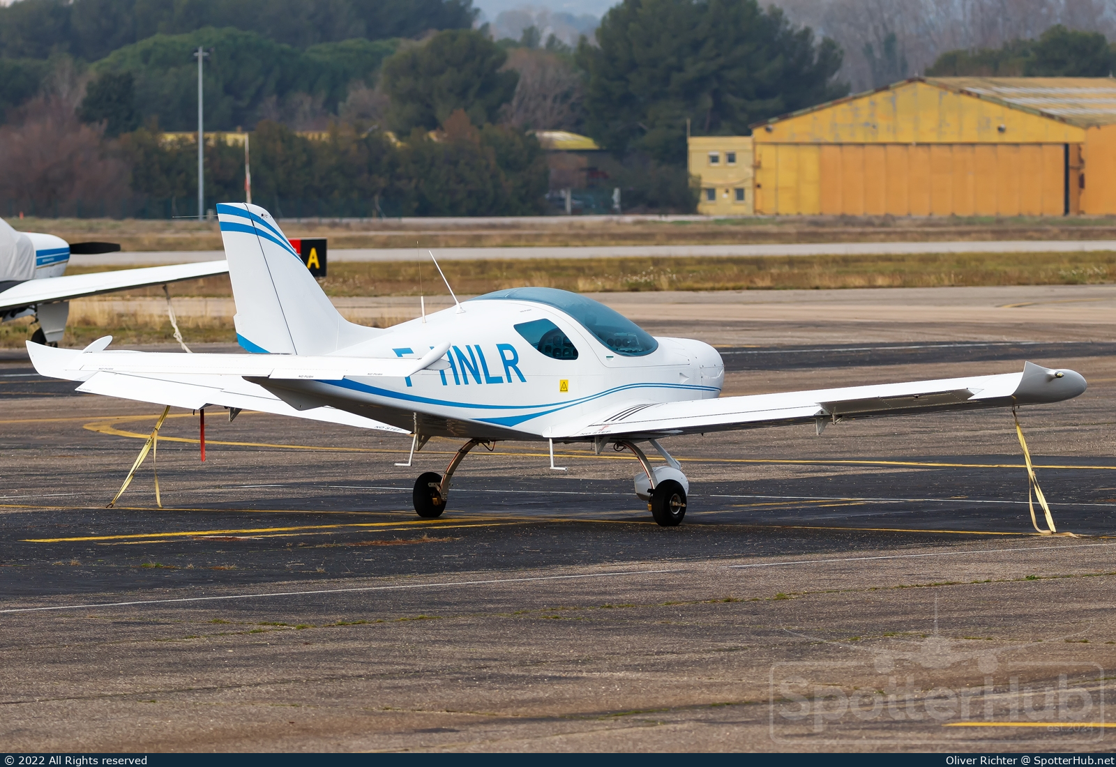 Photo of F-HNLR - Czech Sport Aircraft SportCruiser operated by Aéroclub Airfrance Provence Aviation