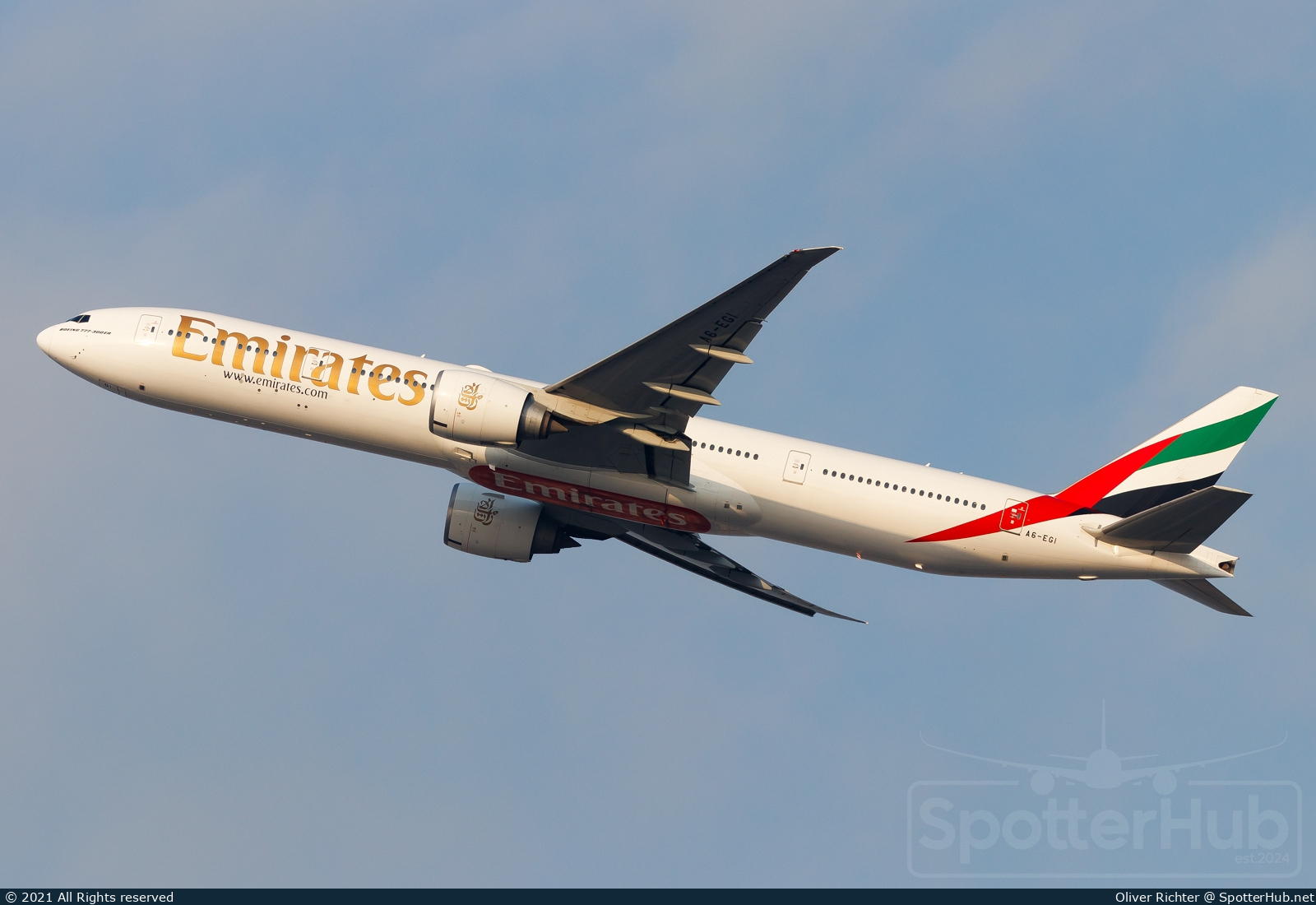 Photo of A6-EGI - Boeing 777-31H(ER) operated by Emirates