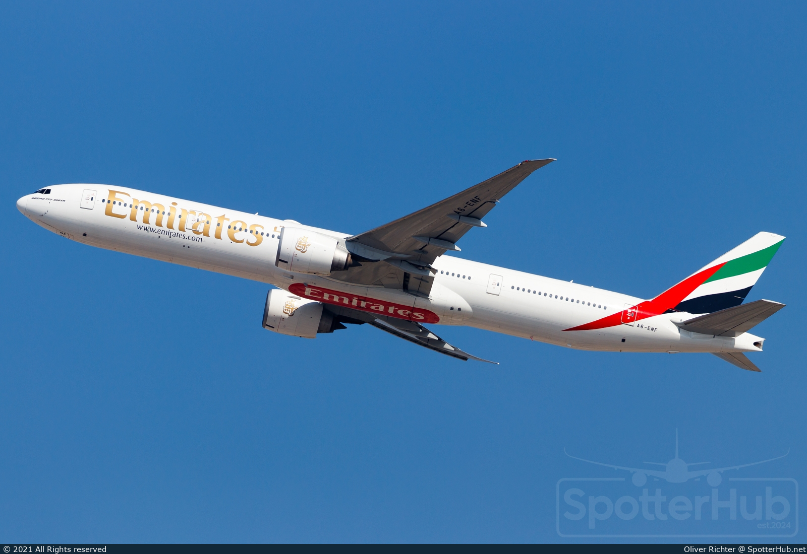 Photo of A6-ENF - Boeing 777-31H(ER) operated by Emirates