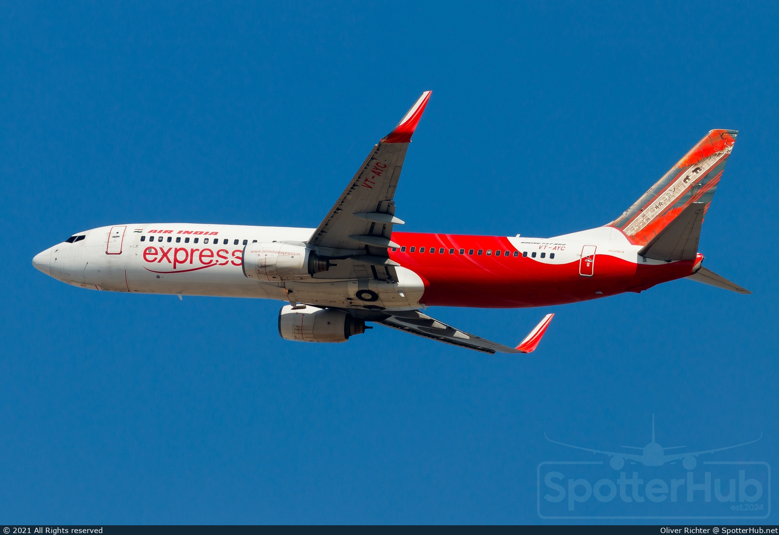 Photo of VT-AYC - Boeing 737-8HG operated by Air India Express