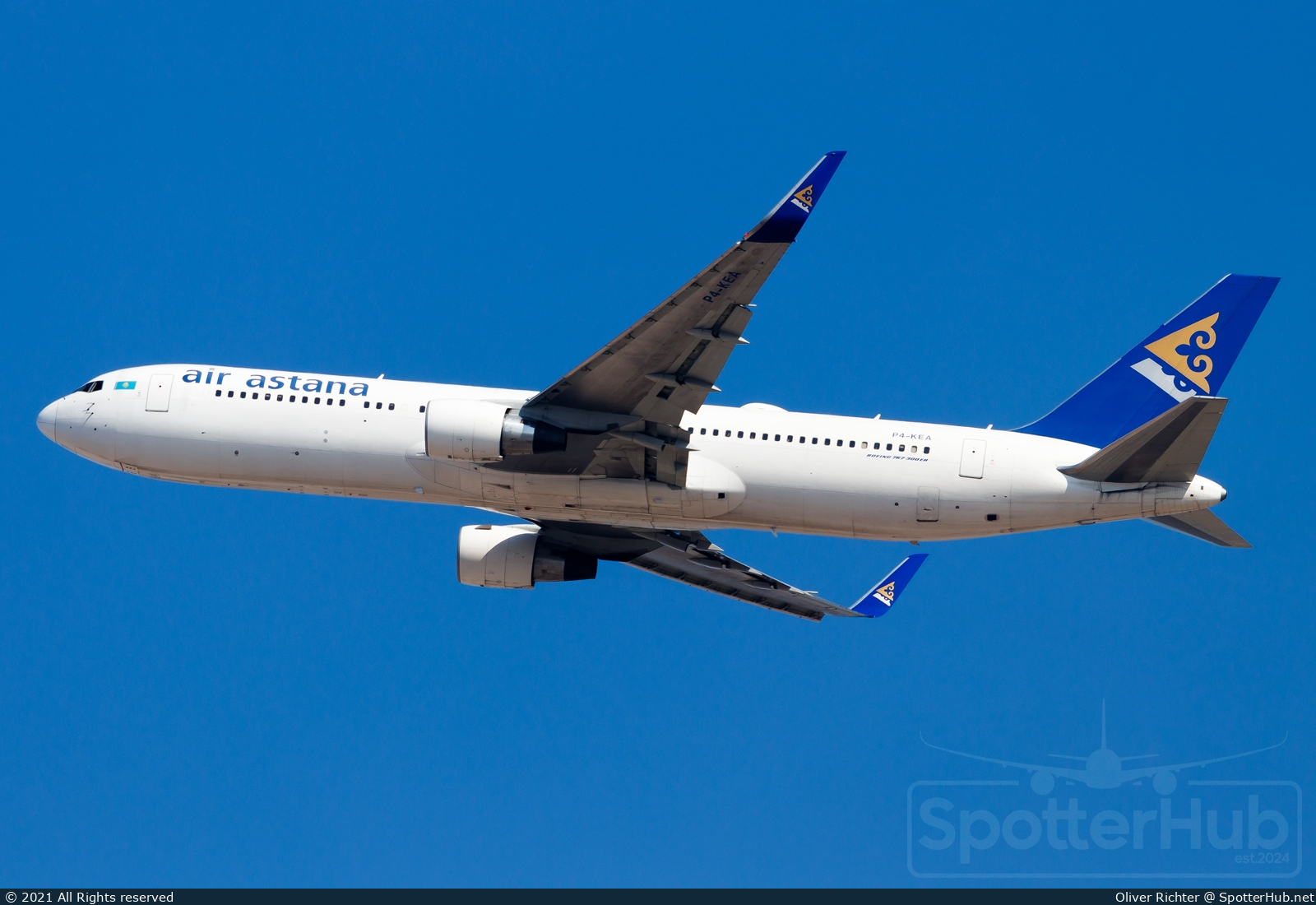Photo of P4-KEA - Boeing 767-3KY(ER) operated by Air Astana