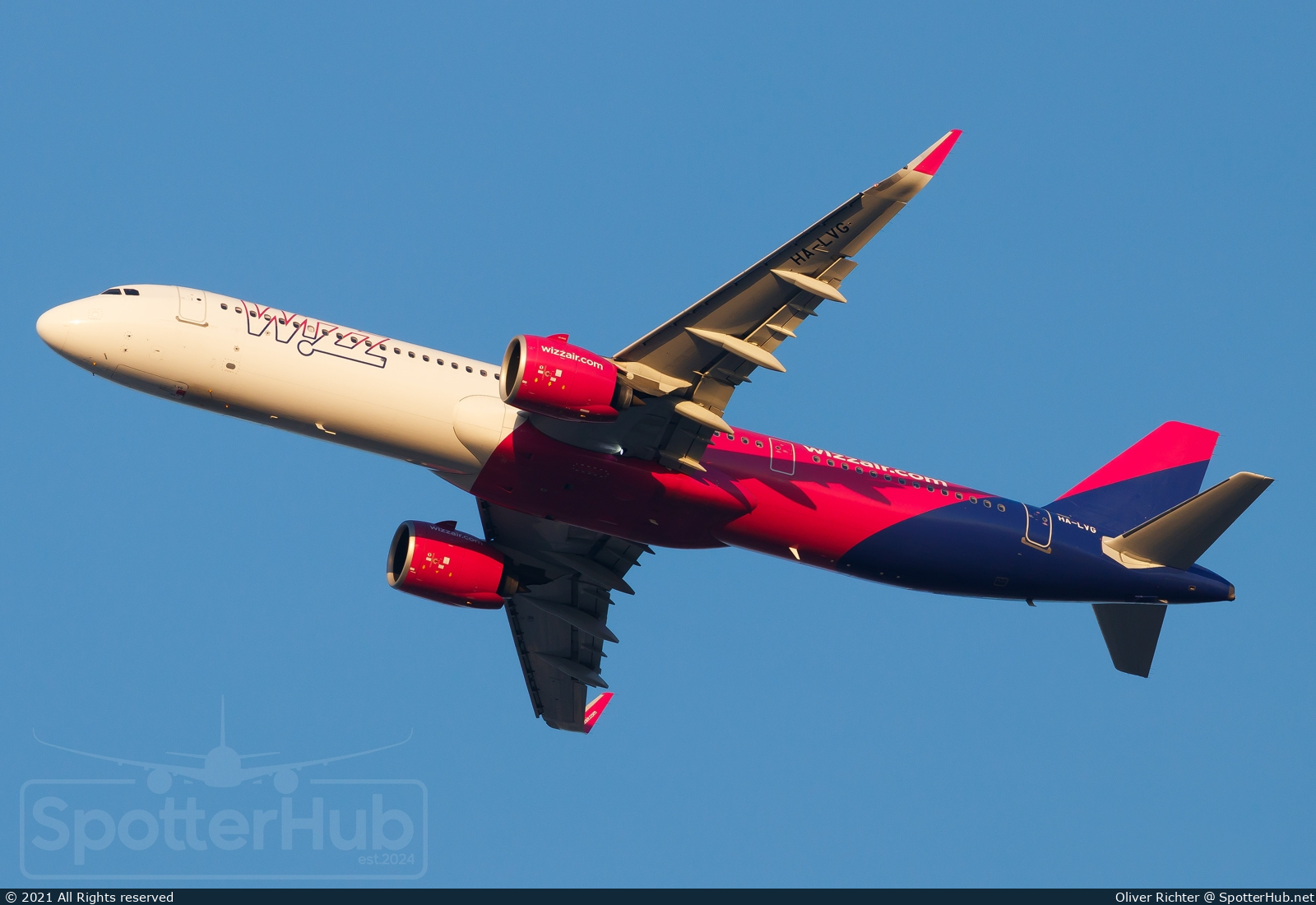 Photo of HA-LVG - Airbus A321-271NX operated by Wizz Air