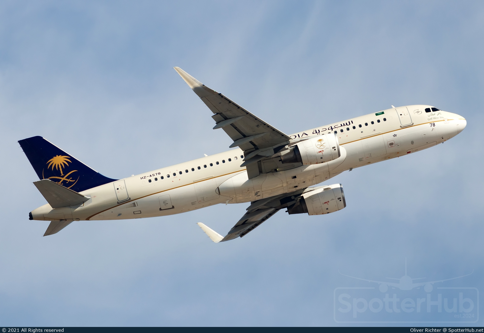 Photo of HZ-AS78 - Airbus A320-214 operated by Saudia