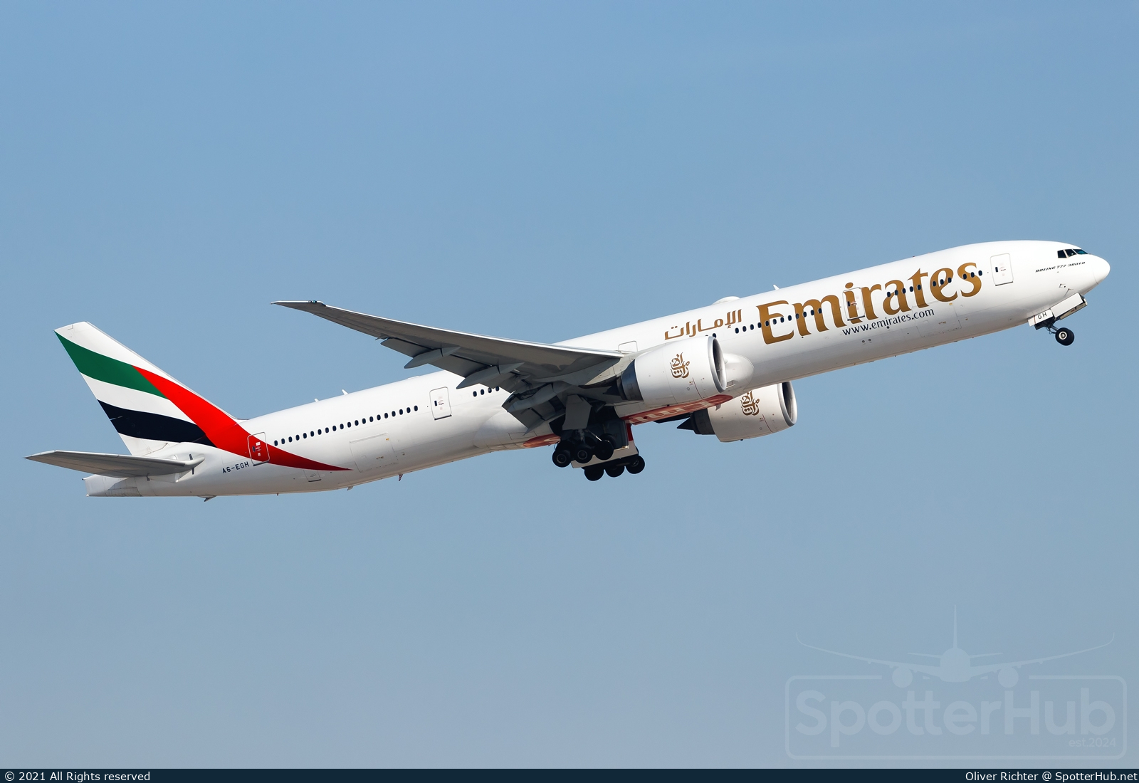 Photo of A6-EGH - Boeing 777-31H(ER) operated by Emirates