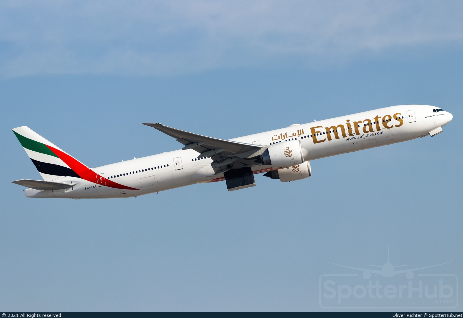 Photo of A6-ENE - Boeing 777-31H(ER) operated by Emirates